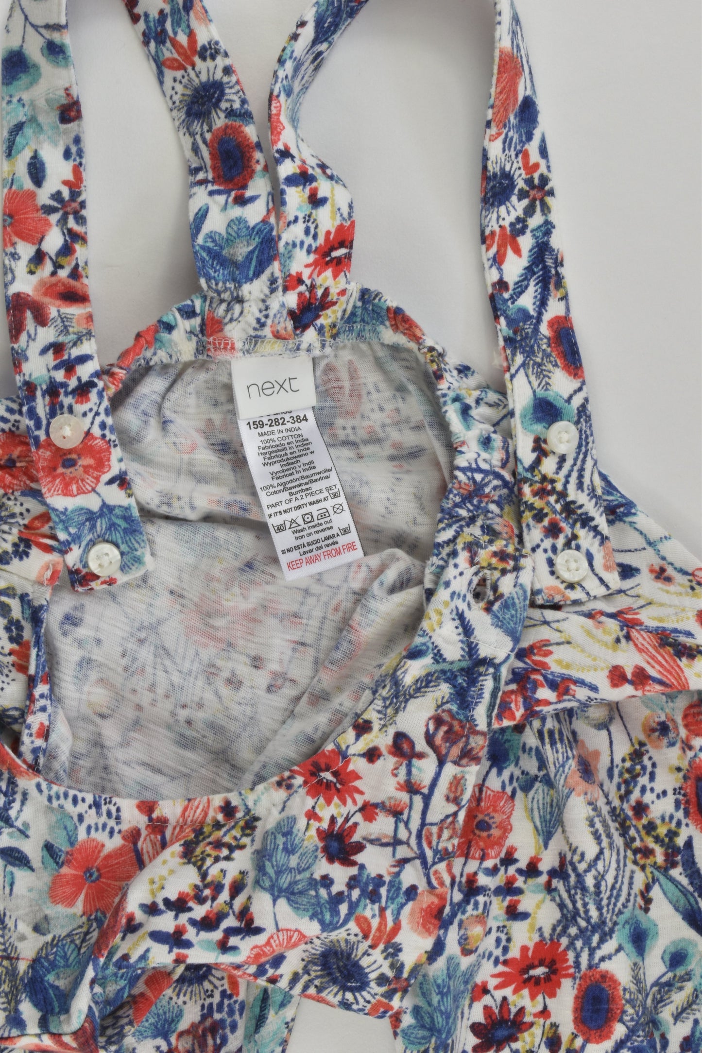 Next Size 2-3 (98 cm) Outfit