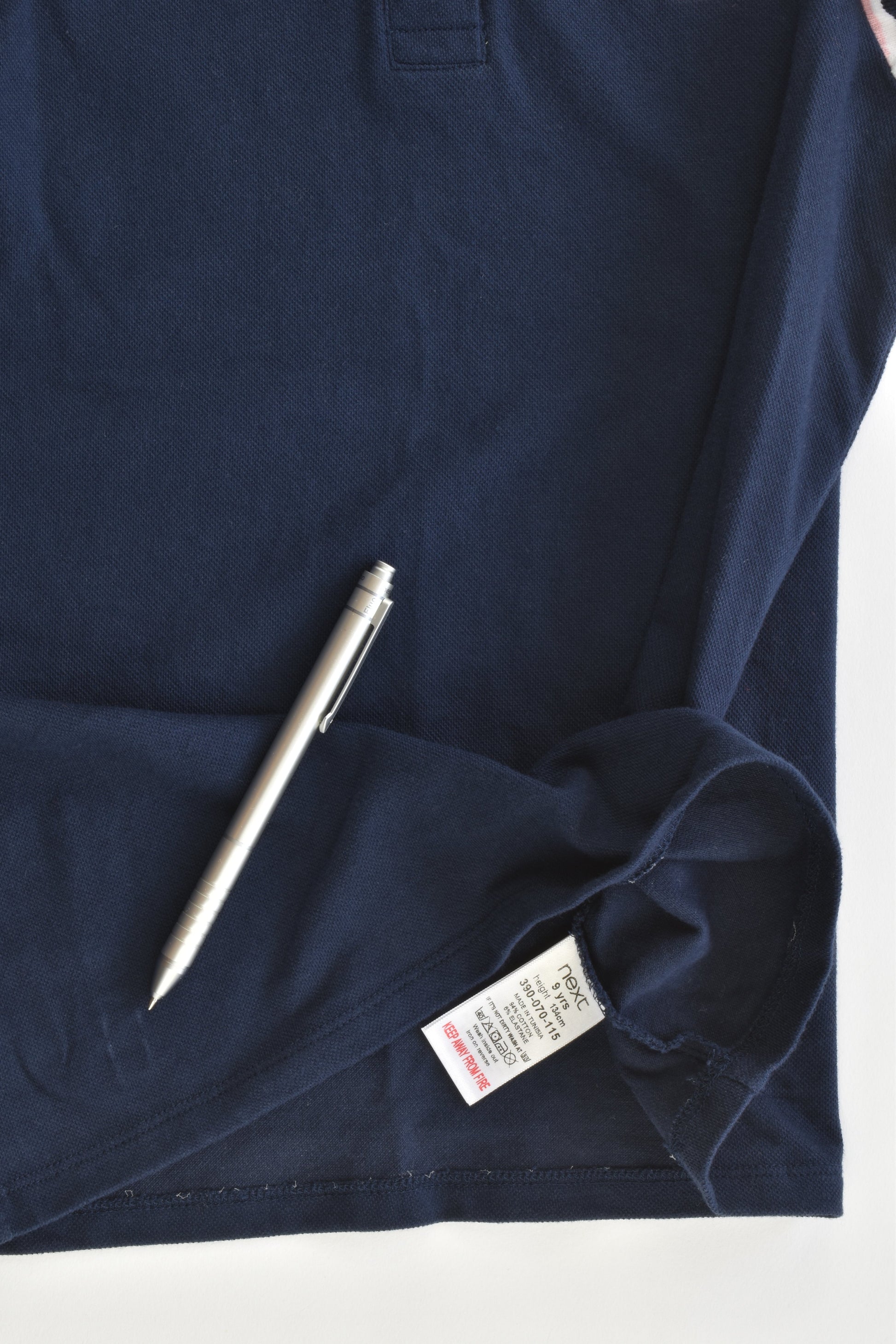 Next Size 9 (134 cm) T-shirt