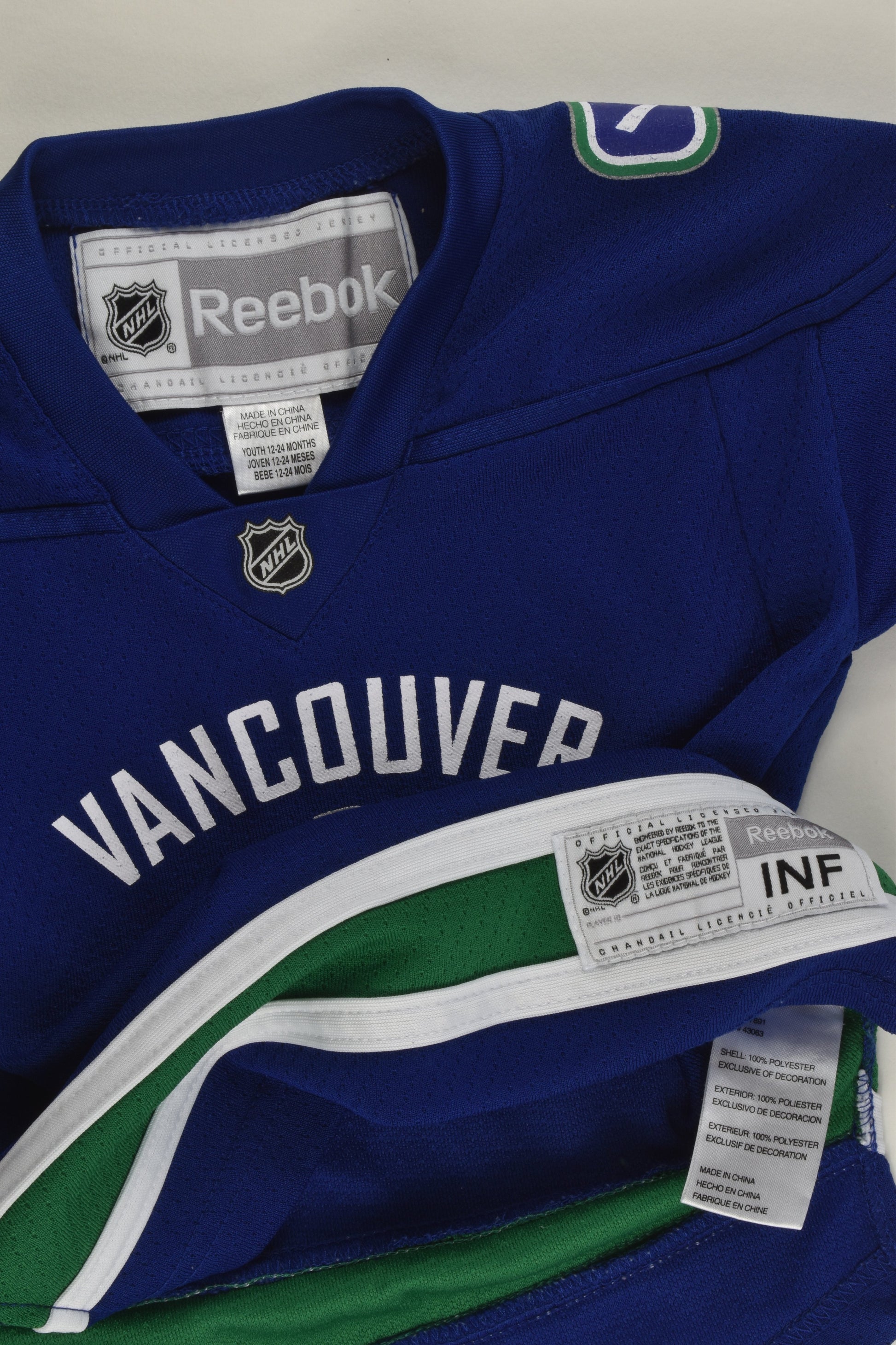 NHL Reebok Size 1-2 (12-24 months) Vancouver Canucks Jersey
