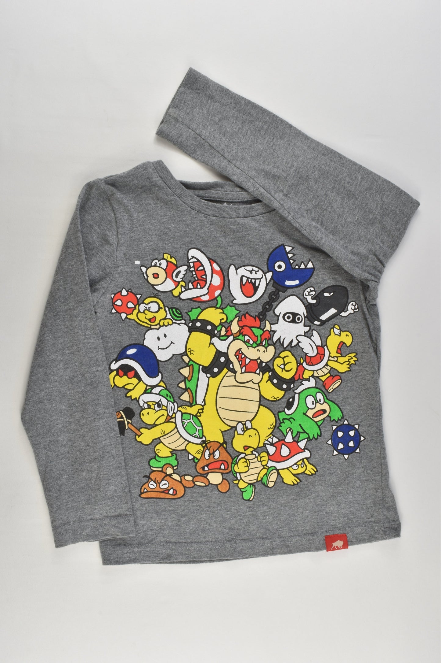 Nintendo Size 6 Top