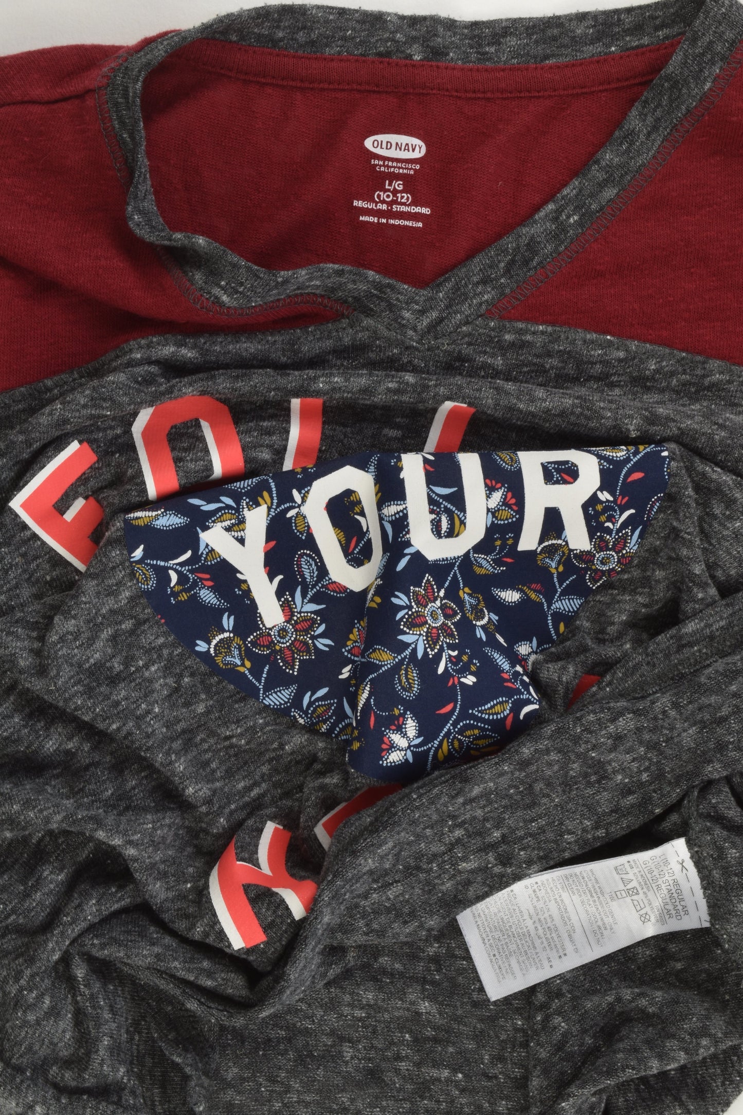 Old Navy Size 10-12 'Follow Your Heart' Jumper