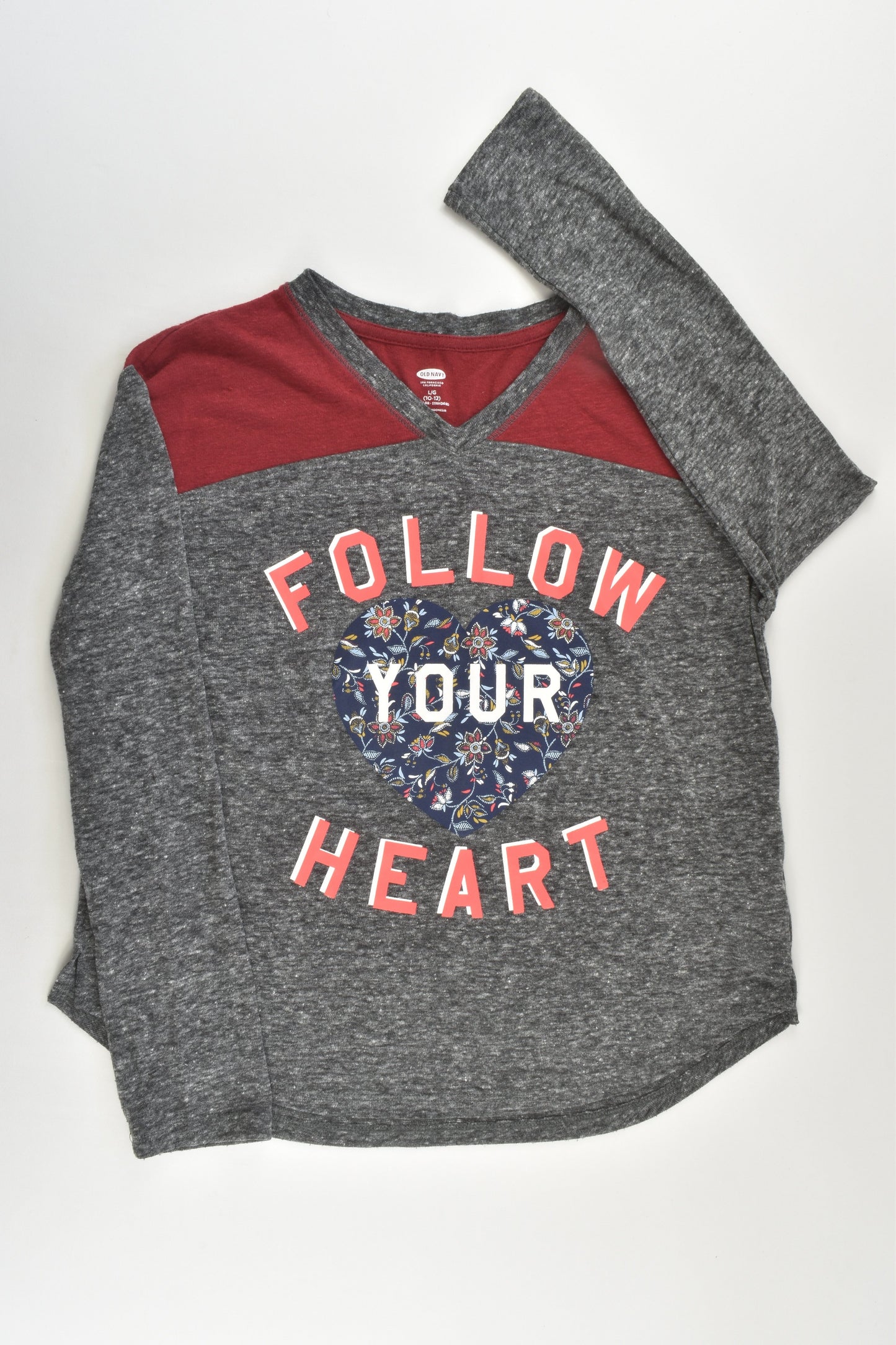 Old Navy Size 10-12 'Follow Your Heart' Jumper