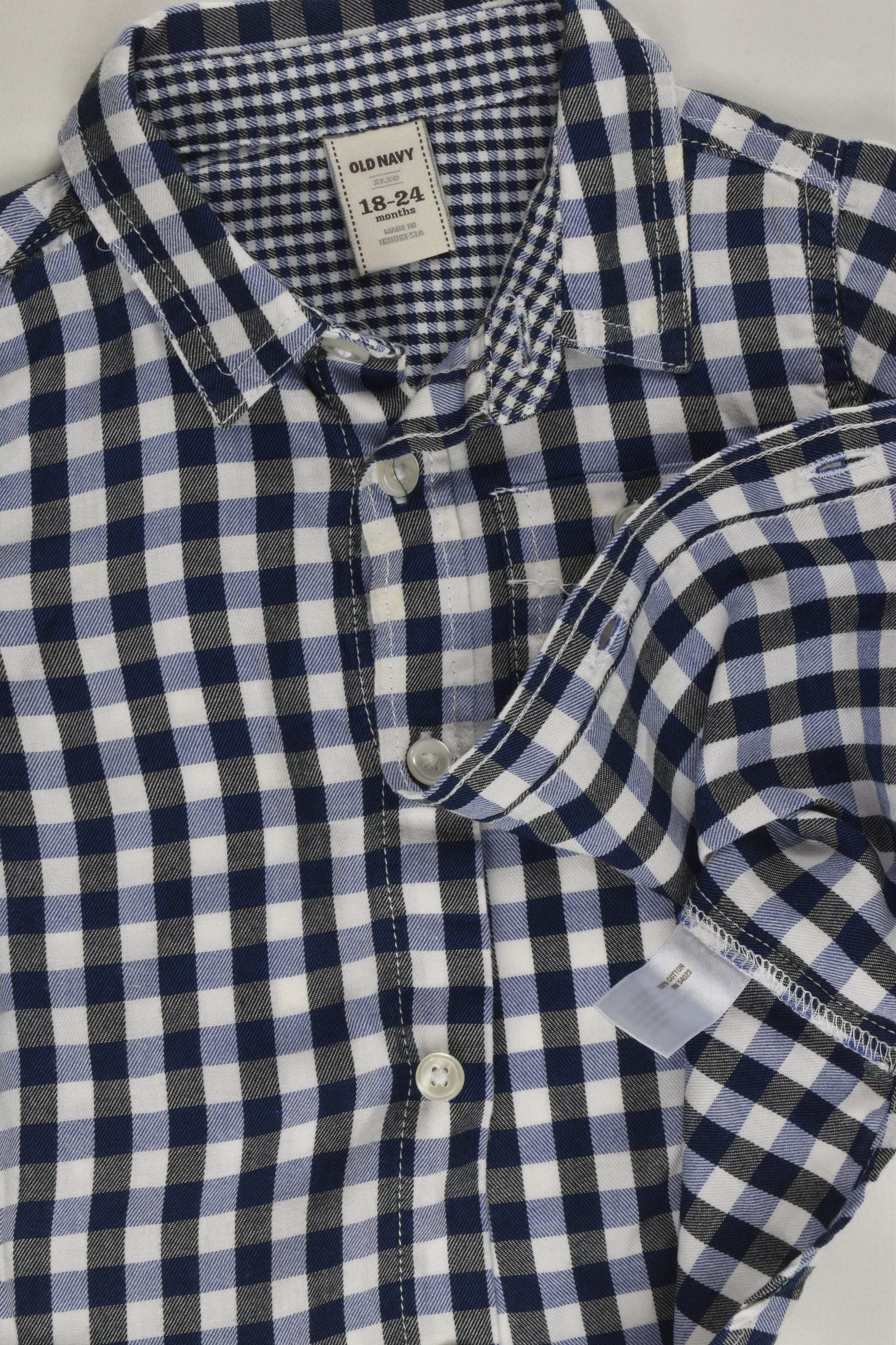 Old Navy size 2 (18-24 months) Checked Shirt