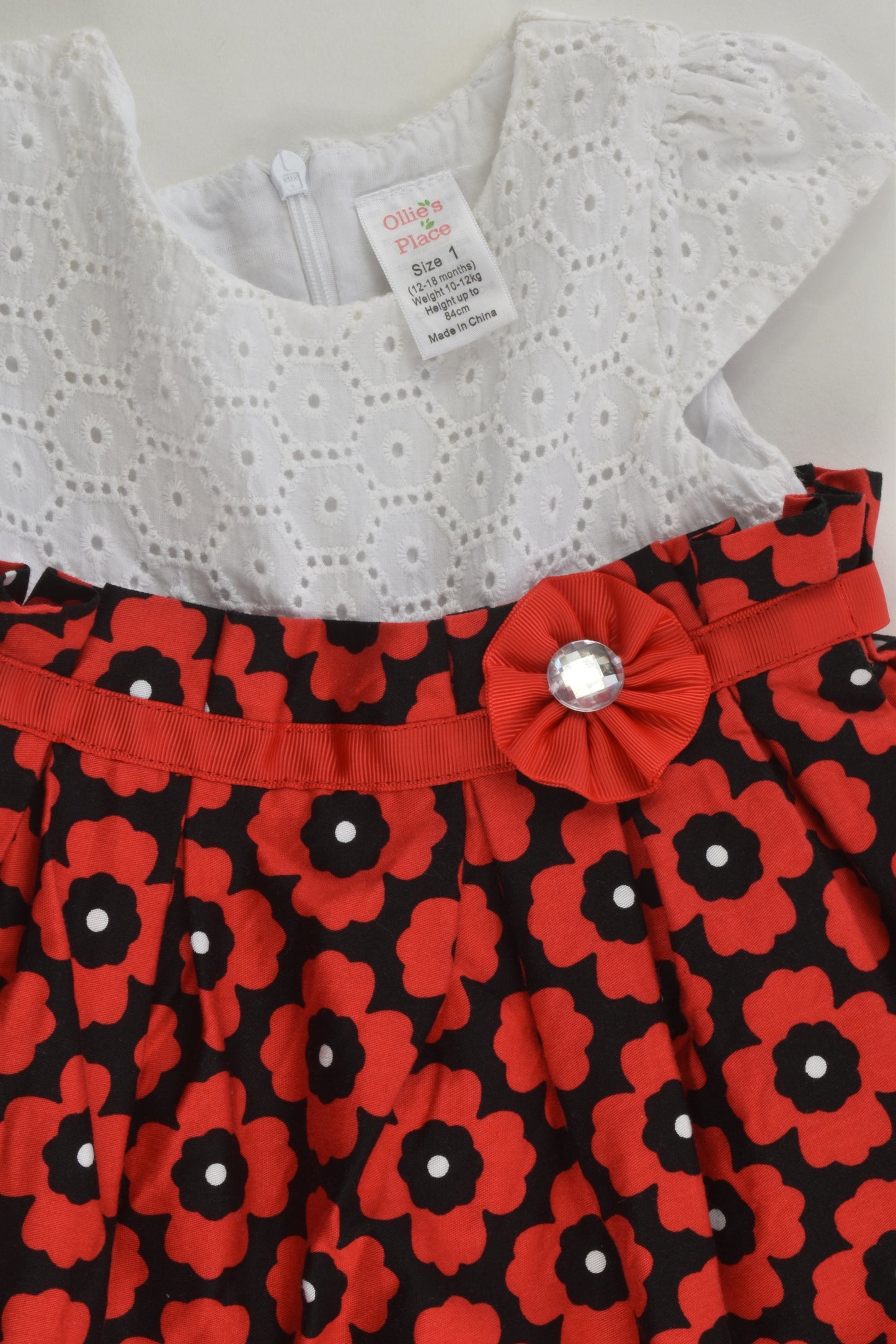 Ollie's Place Size 1 Lined Lace/Floral Dress