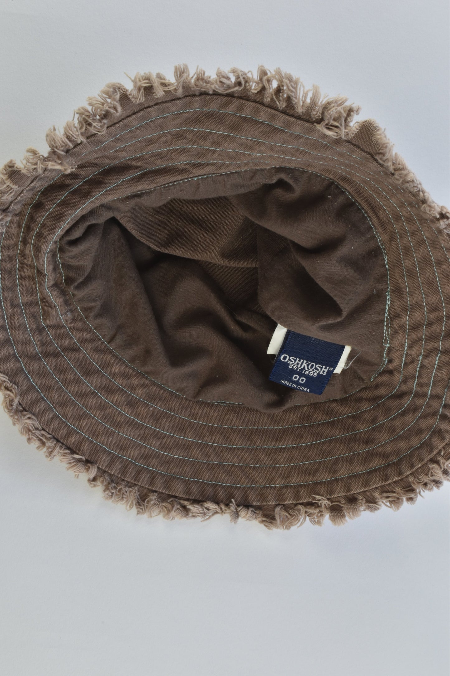 OshKosh Size 00 Sun Hat