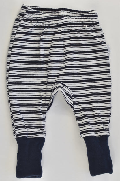 OshKosh size 0000 (56 cm) Striped Pants