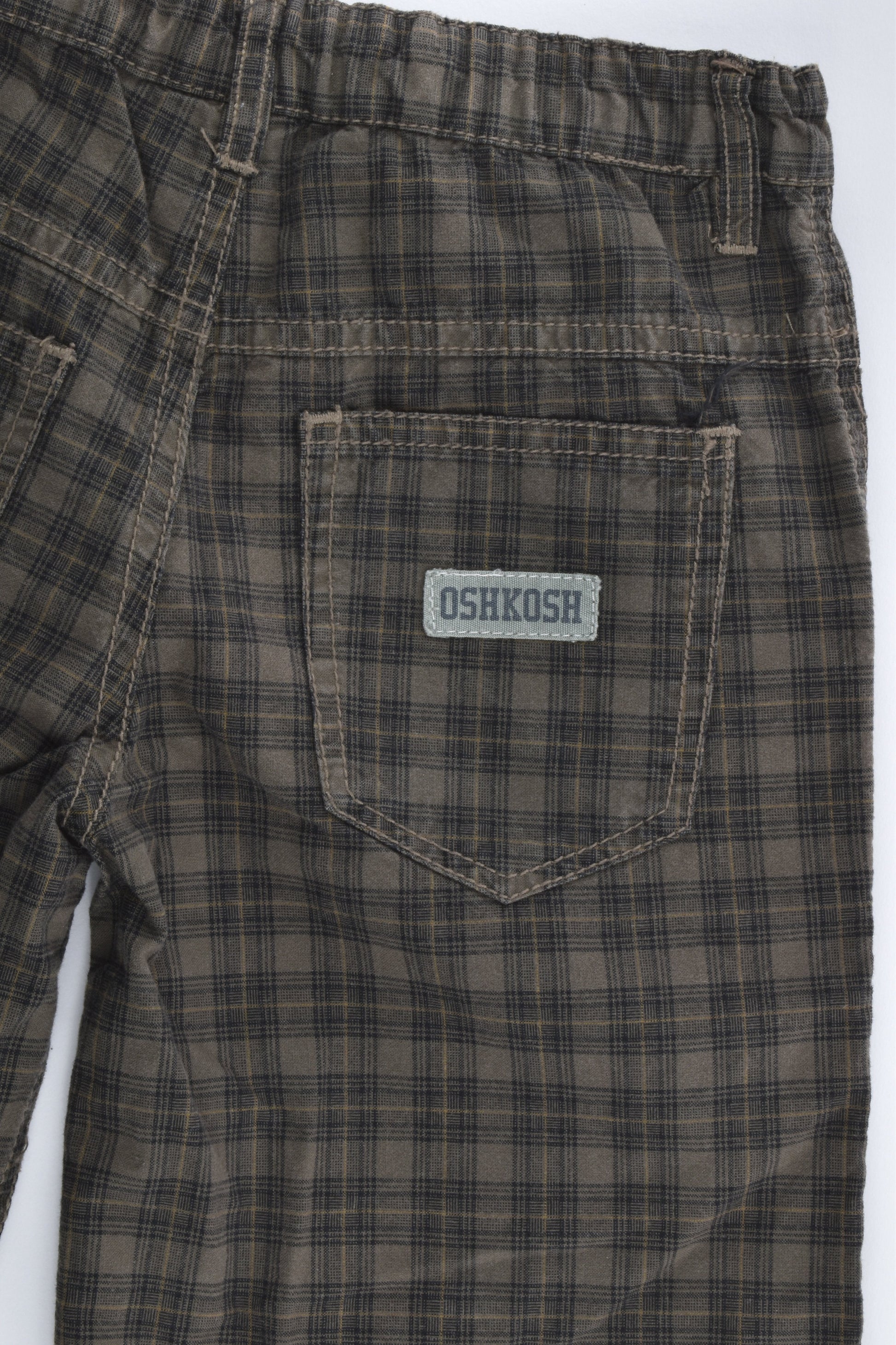 OshKosh Size 4 Checked Lightweight Shorts