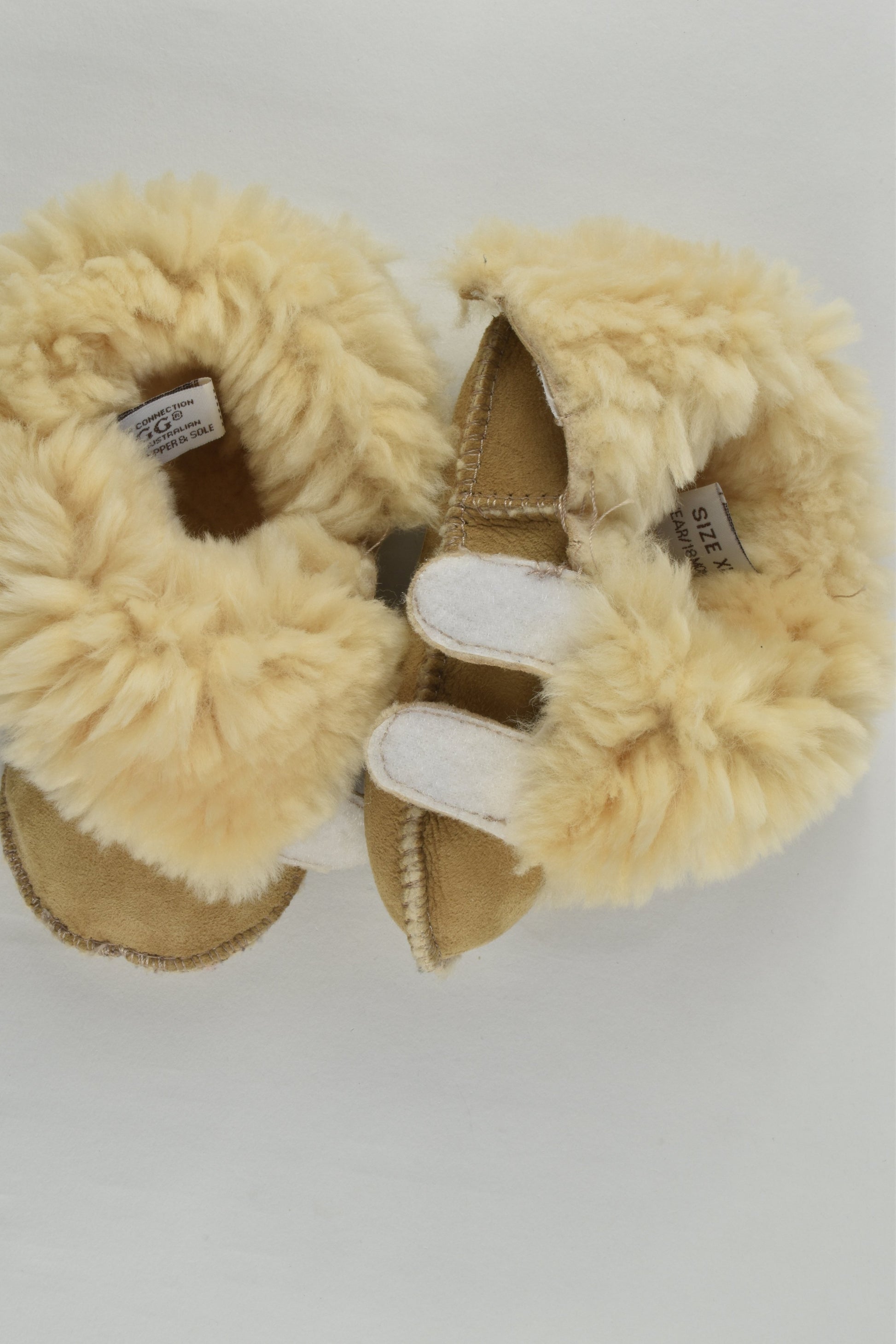 Ozwear Connection Size 1 year Ugg Boots