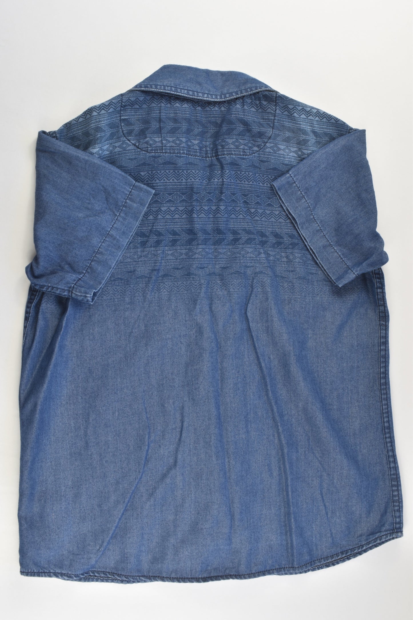 Pavement Size 10 Lightweight Denim Shirt