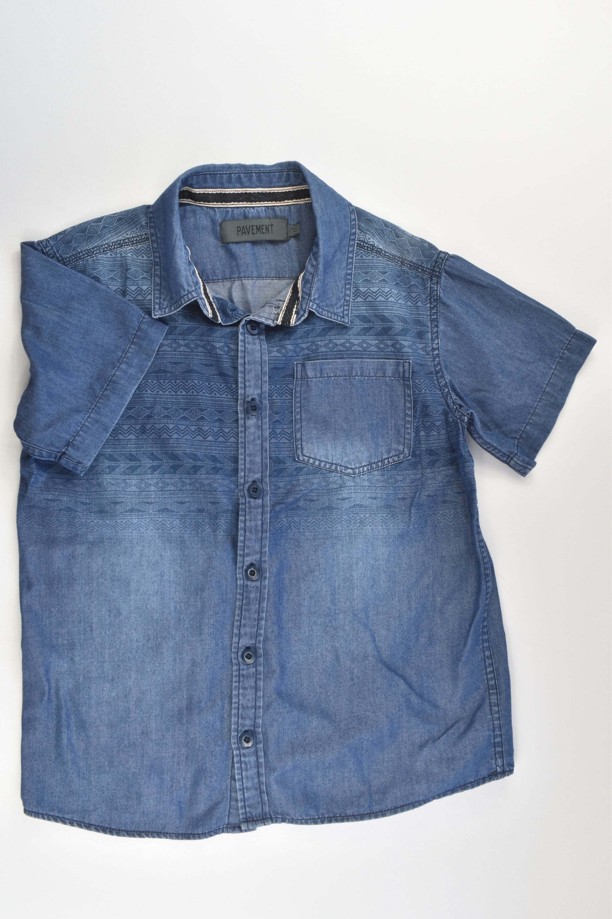 Pavement Size 10 Lightweight Denim Shirt