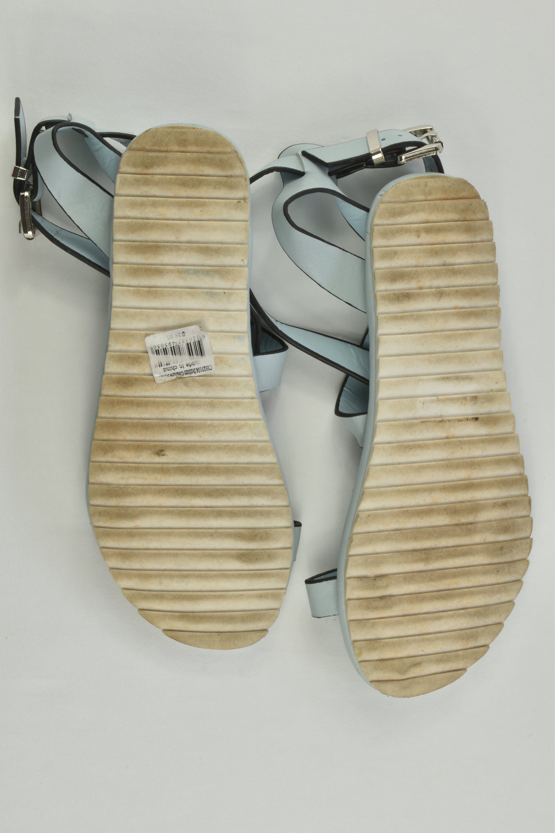Pavement Size EUR 32 Italian Couture Sandals