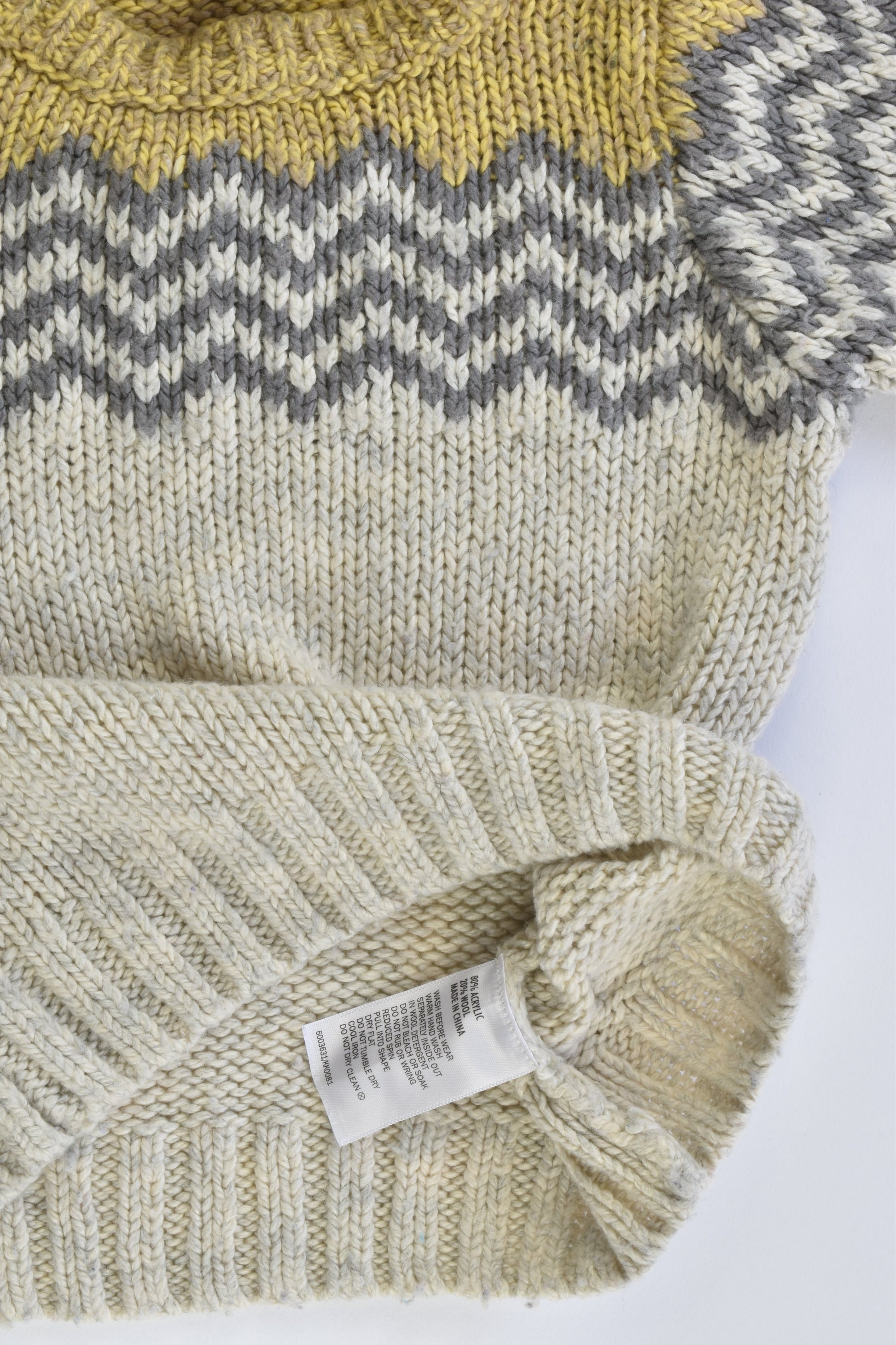 Peter Rabbit Size 1-2 Knitted Woolly Jumper