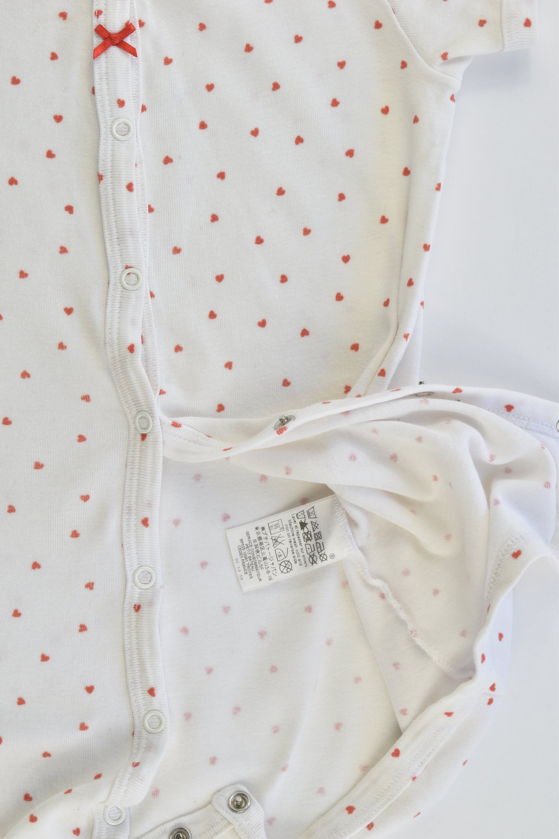 Petit Bateau (France) Size 0-1 (18 months, 81 cm) Love Hearts Short Romper