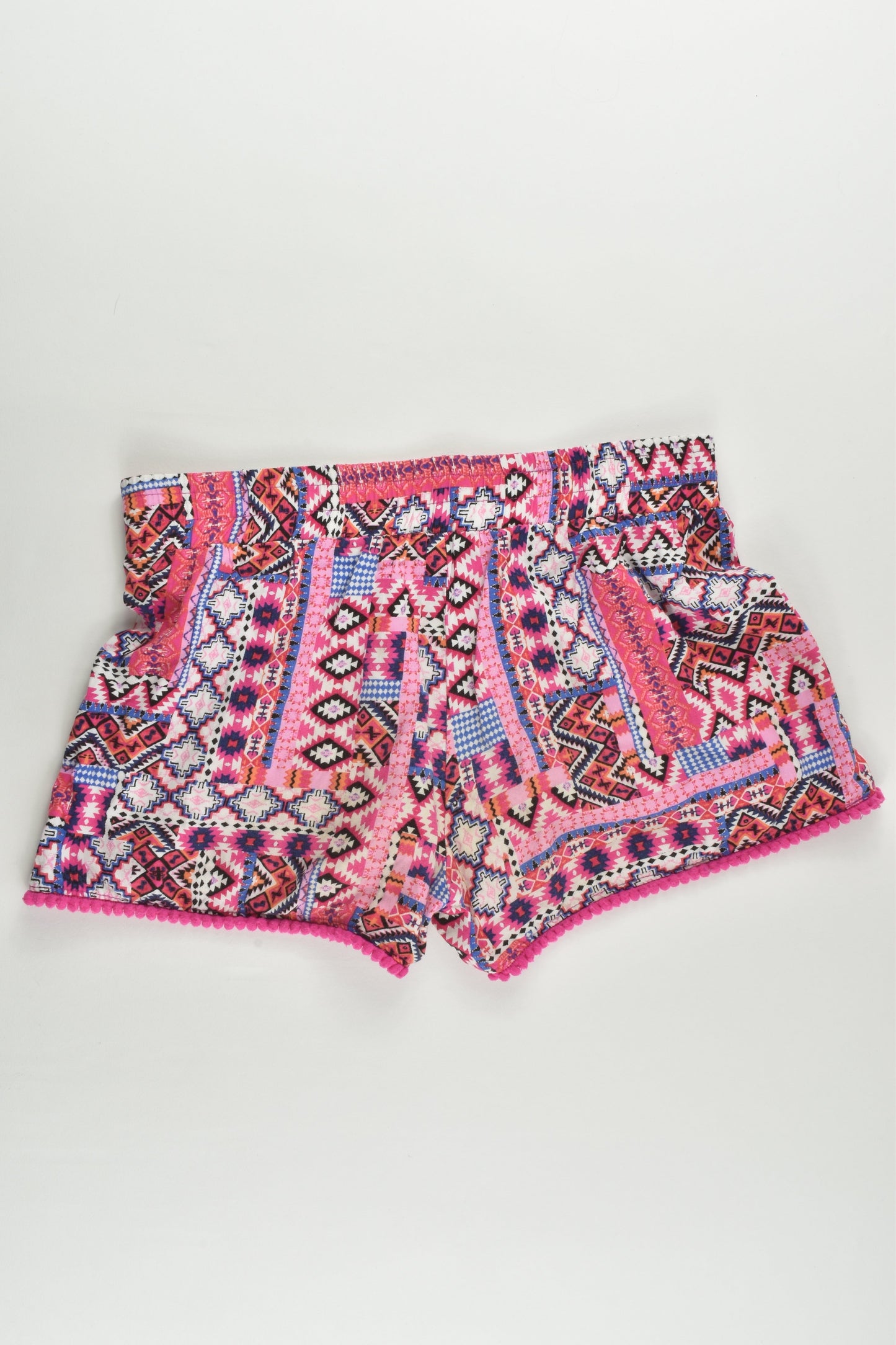 Piping Hot Size 9 Shorts