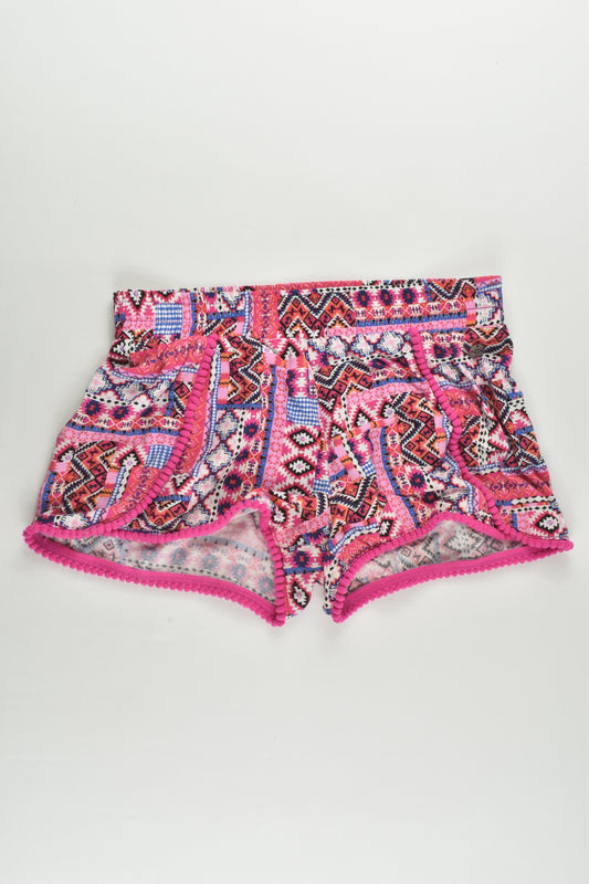 Piping Hot Size 9 Shorts