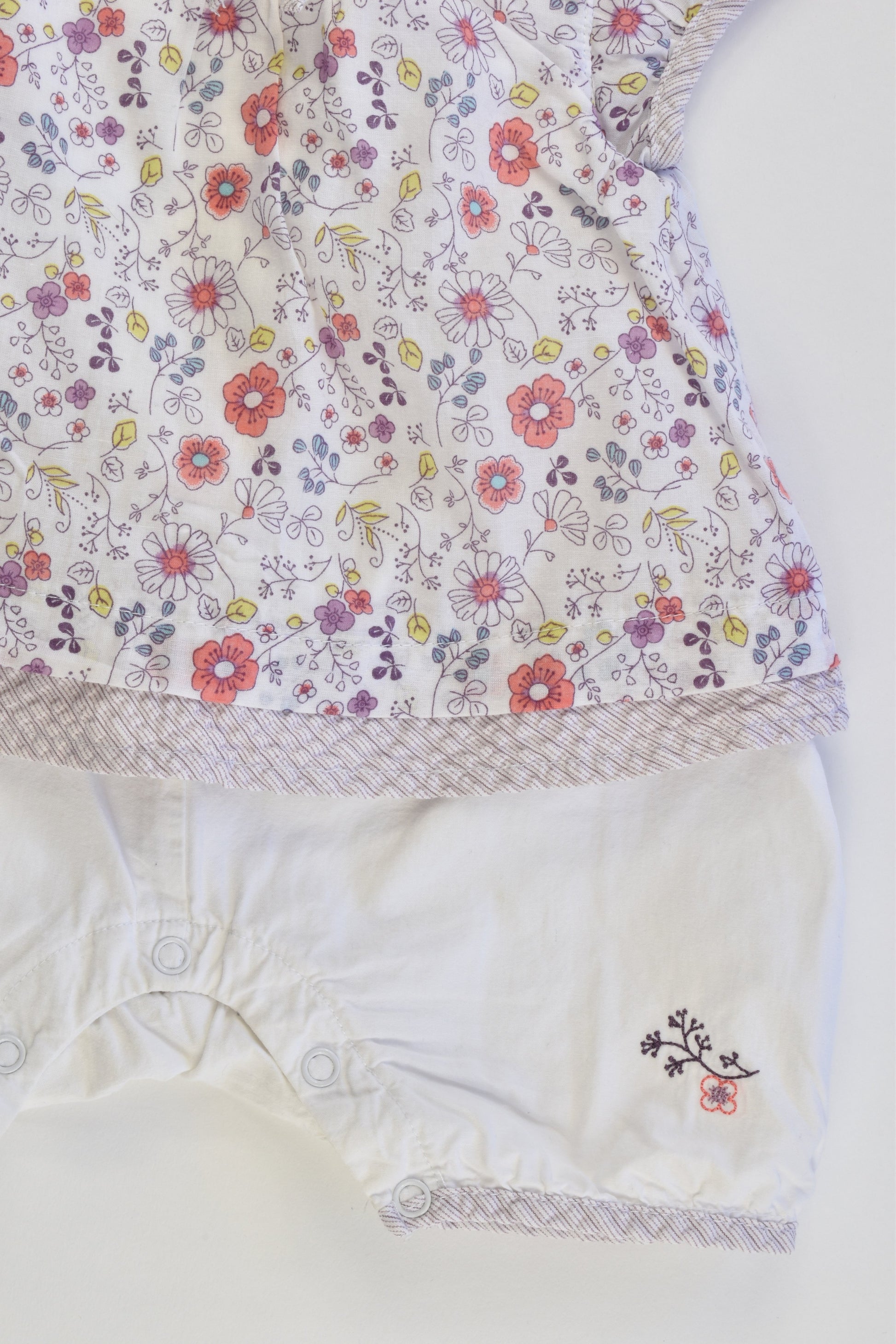 Pomme Framboise by Orchestra (France) Size 00 (6 months, 67 cm) Romper