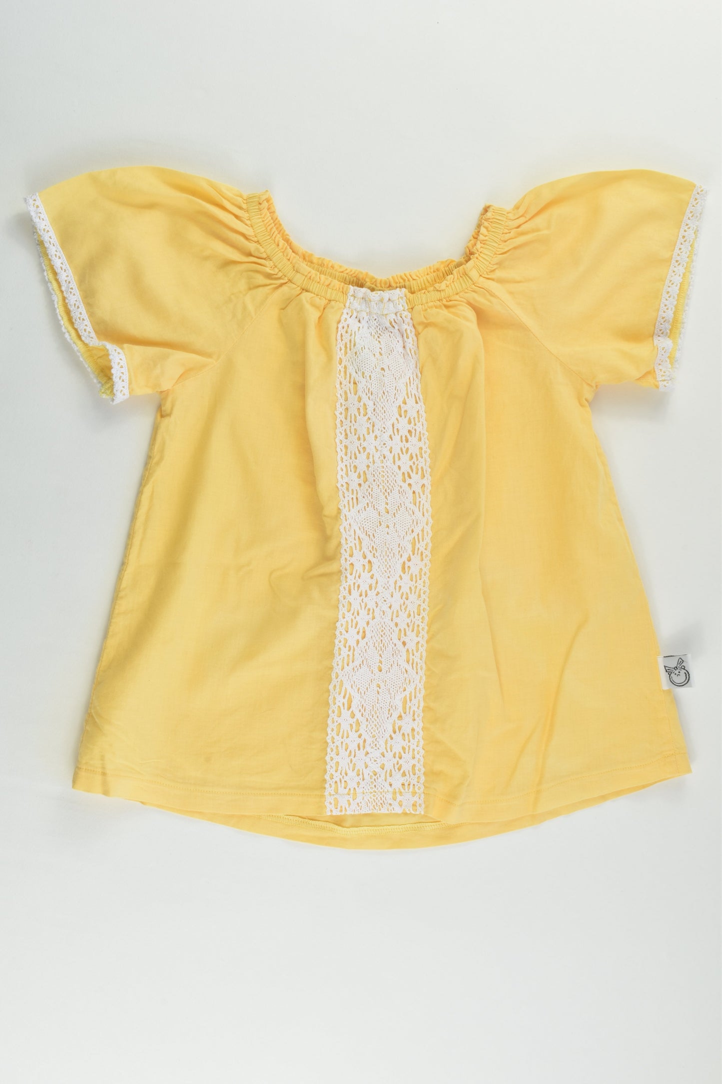 Pour Bebe by Couturekidz Size 3 Blouse with Lace Details