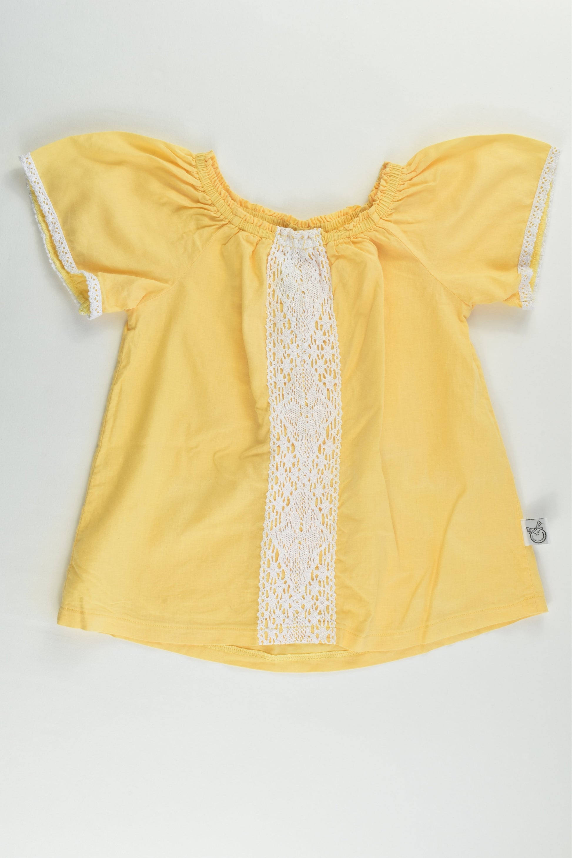 Pour Bebe by Couturekidz Size 3 Blouse with Lace Details