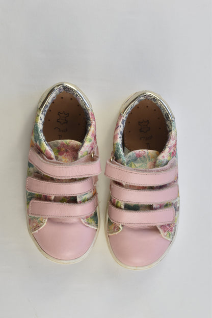 Primigi (Italy) Size 27 Shoes