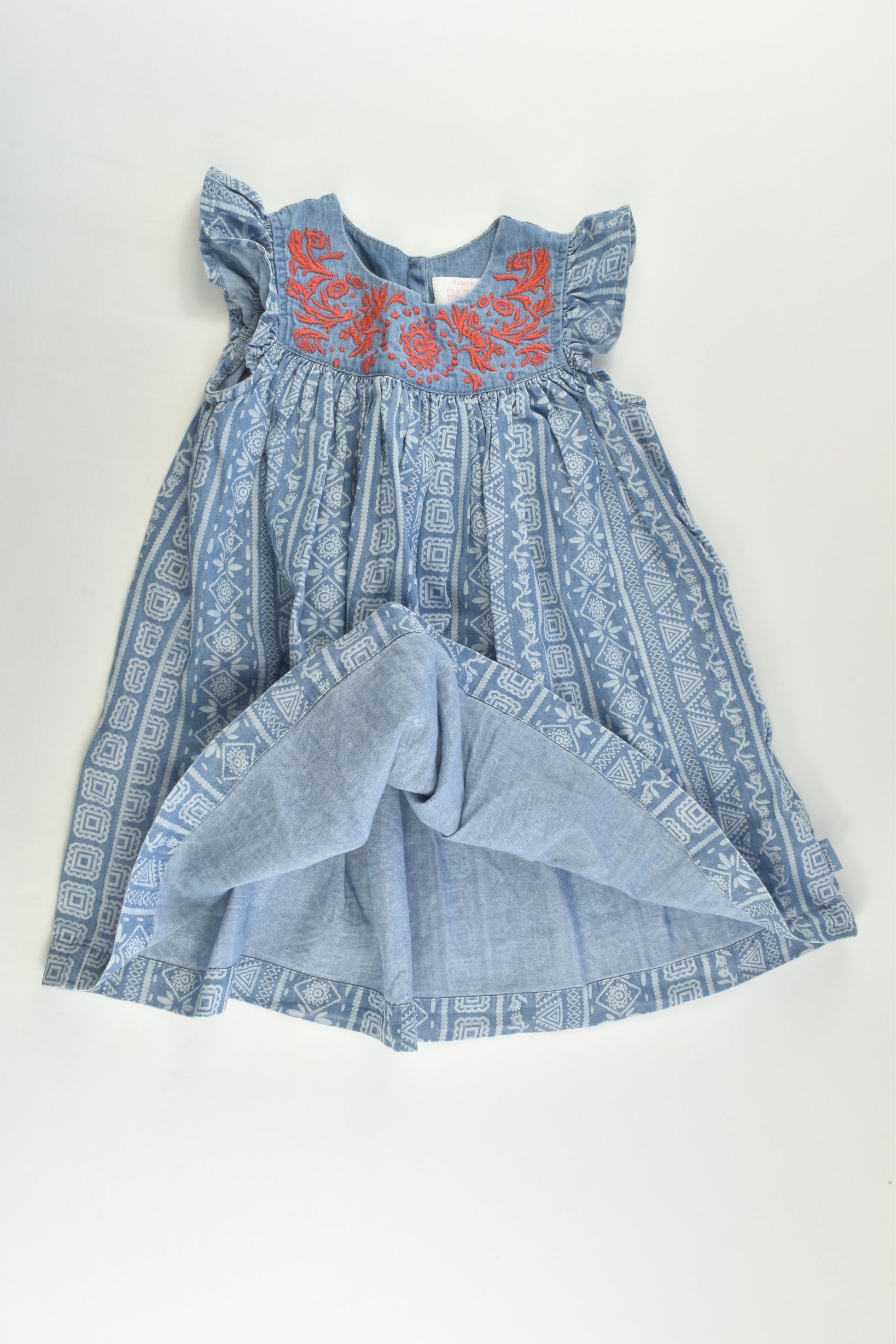 Pumpkin Patch Size 0 (6-12 months) Lightweight Denim Dress with Embroi MiniMe Preloved - Baby and Kids' Clothes Pumpkin Patch Size 0 (6-12 months) Lightweight Denim Dress with Embroi MiniMe Preloved - Baby and Kids' Clothes