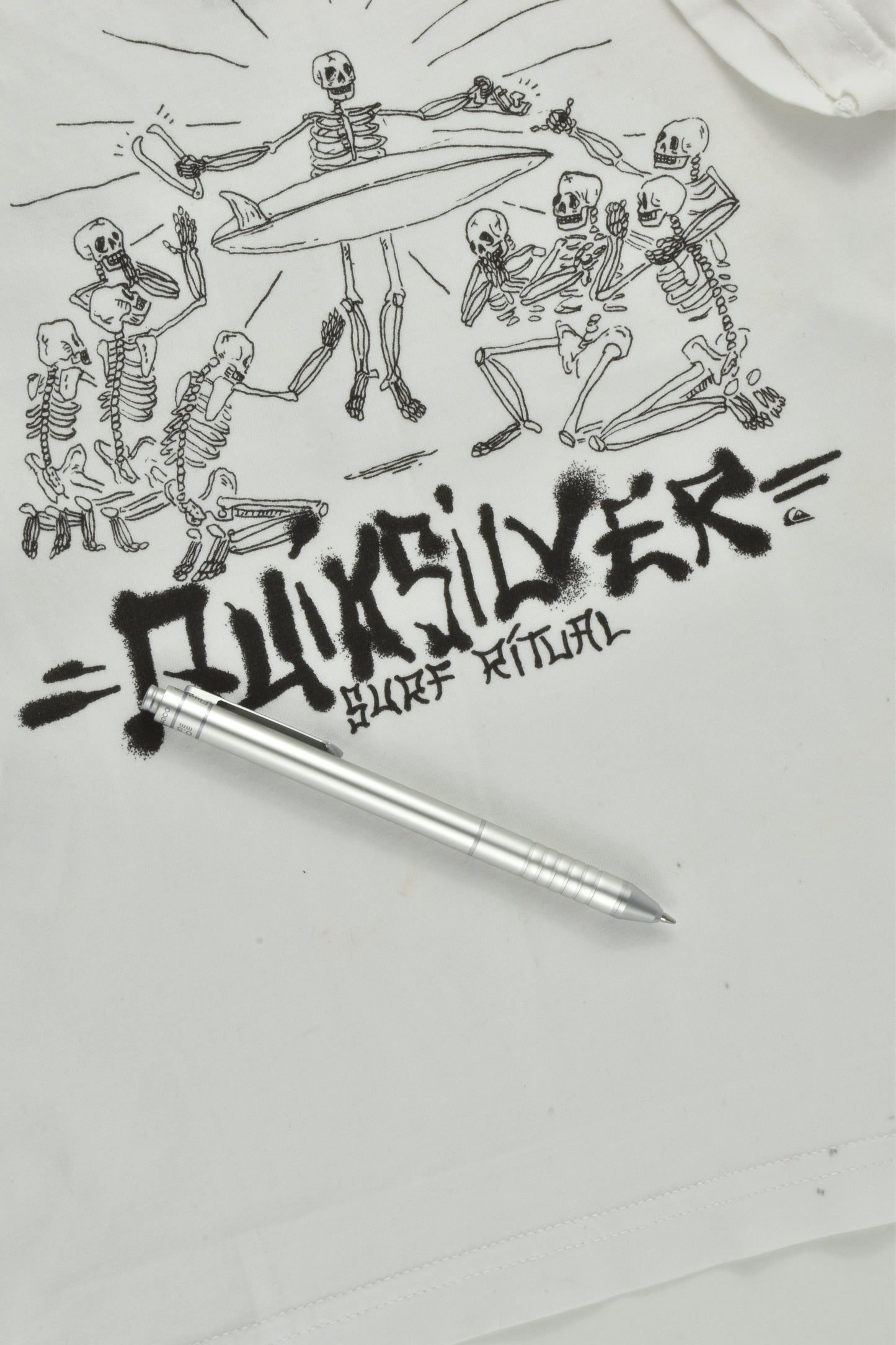 Quiksilver Size 3 'Surf Ritual' T-shirt