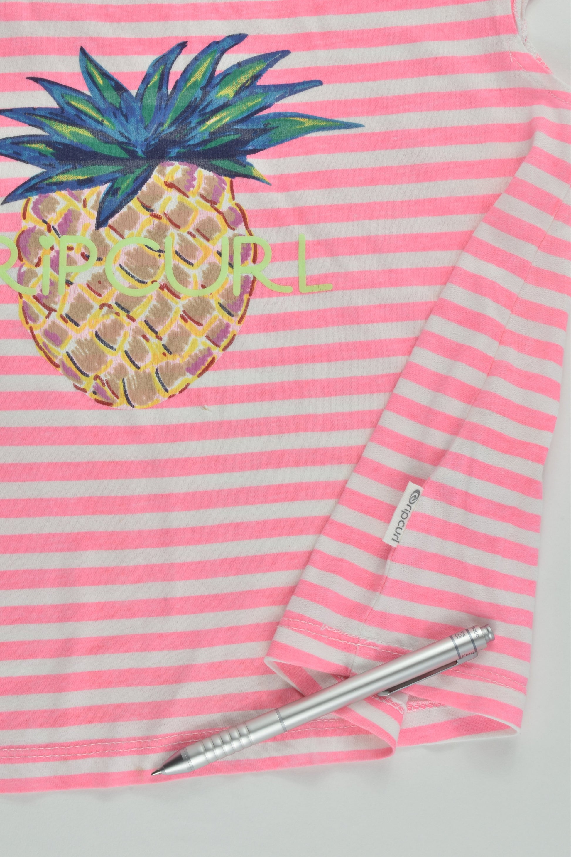 Rip Curl Size 6-7 Pineapple T-shirt