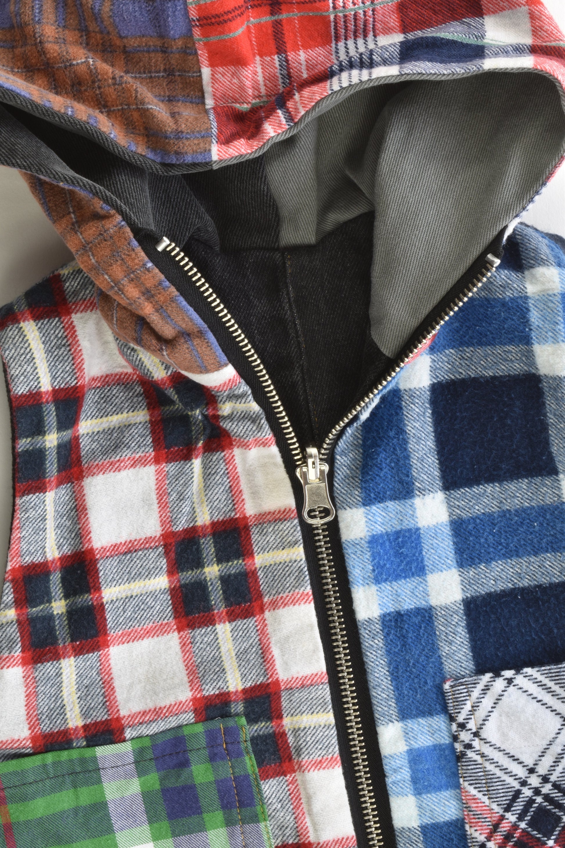 Robyn Ru (Australia) Size approx 1 Reversible Hooded Vest