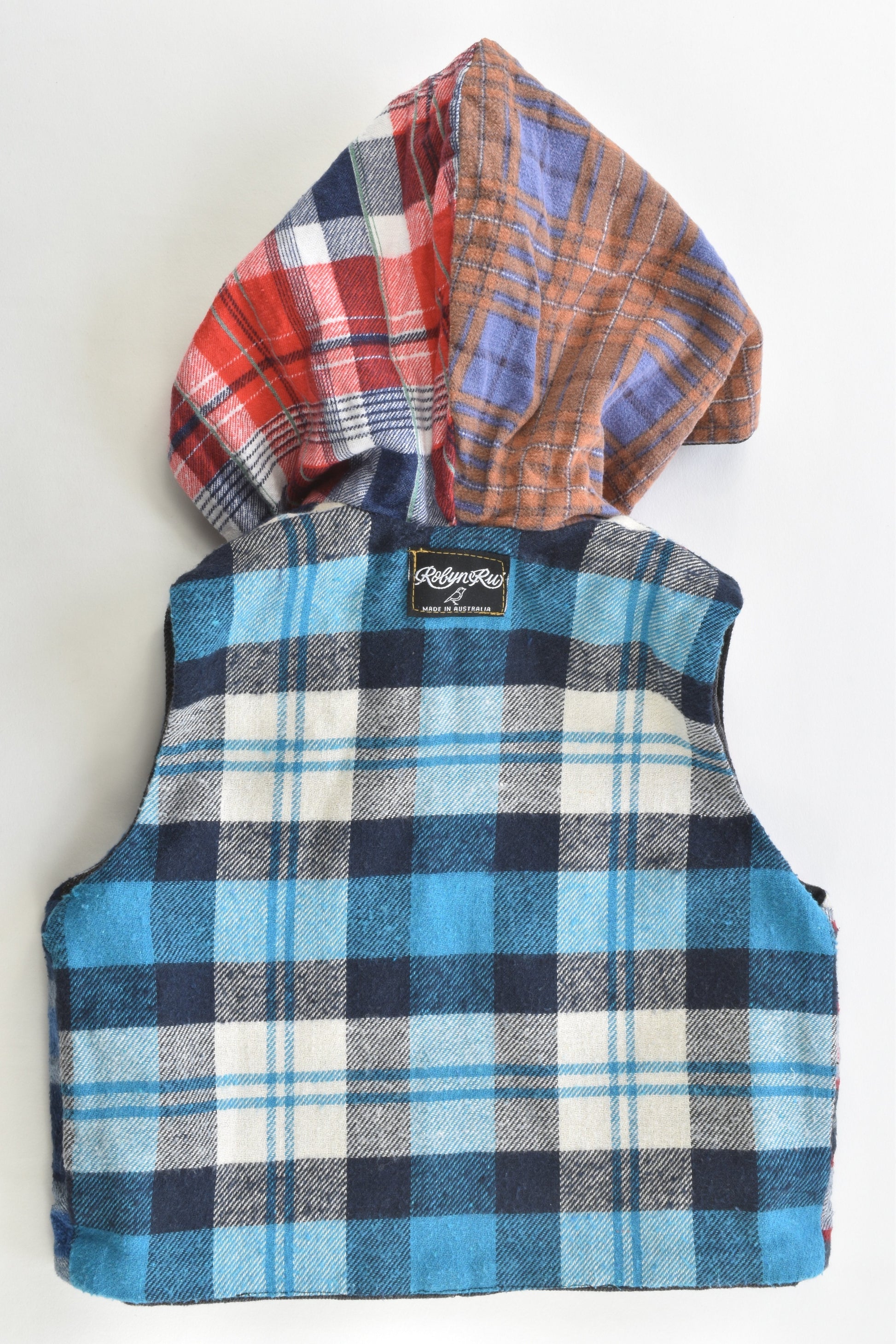 Robyn Ru (Australia) Size approx 1 Reversible Hooded Vest