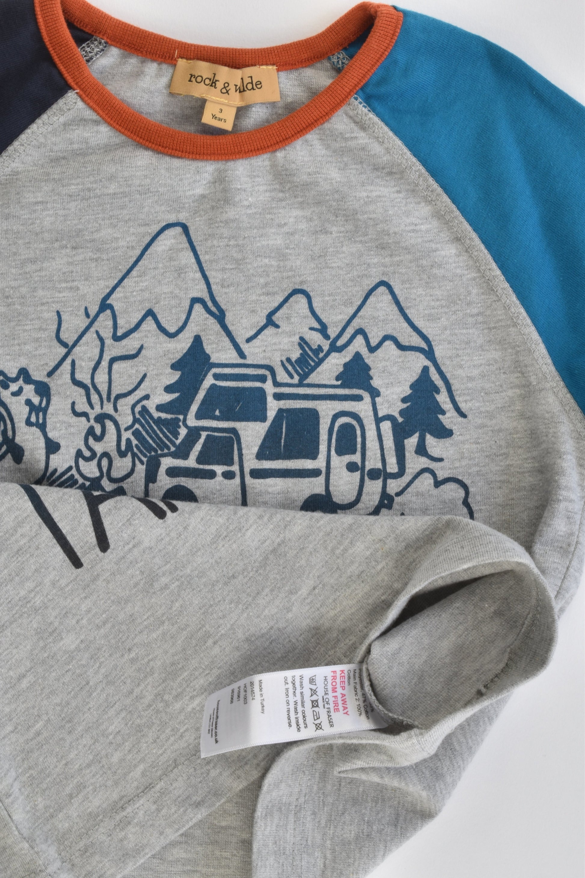 Rock & Wilde Size 3 'Take A Hike' Top