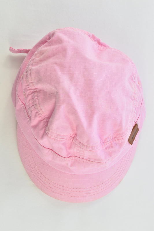 Roxy Size approx 3-8 years Cap