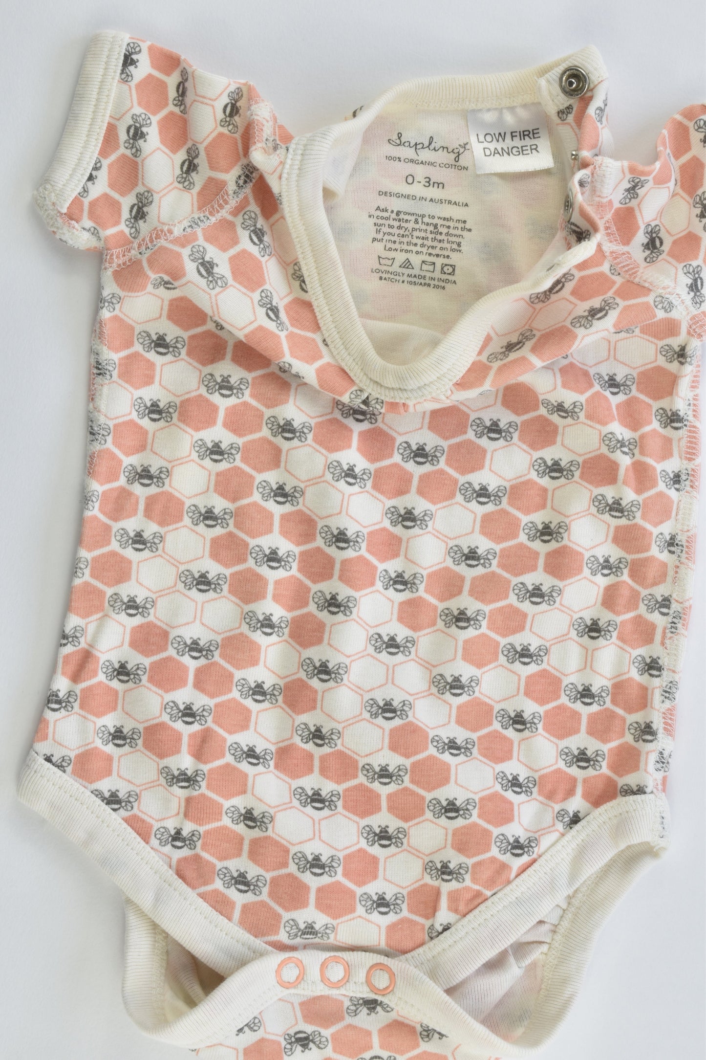Sapling (Australia) Size 000 (0-3 months) Organic Bees Bodysuit