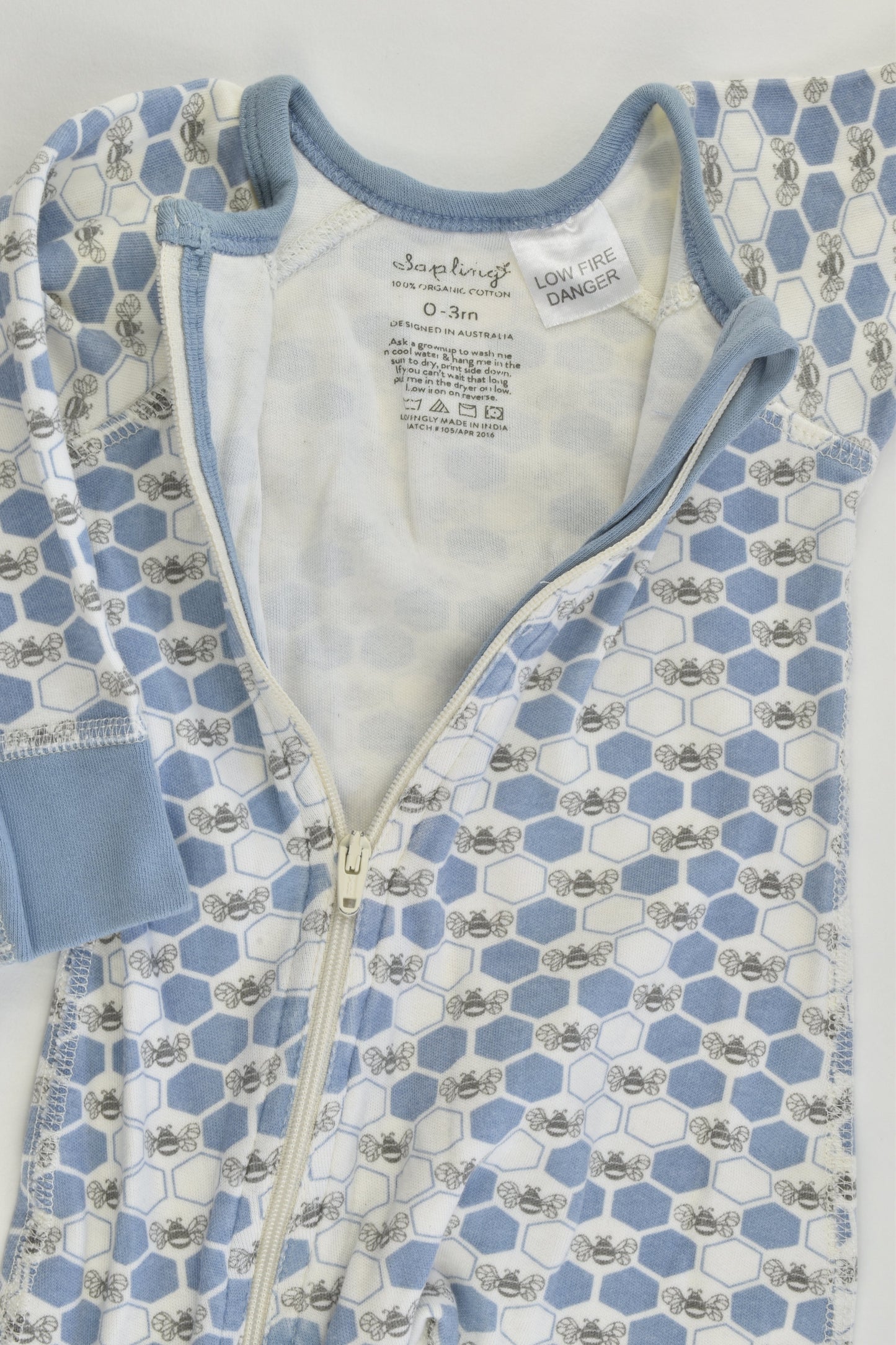 Sapling (Australia) Size 000 (0-3 months) Organic Bees Zip Romper