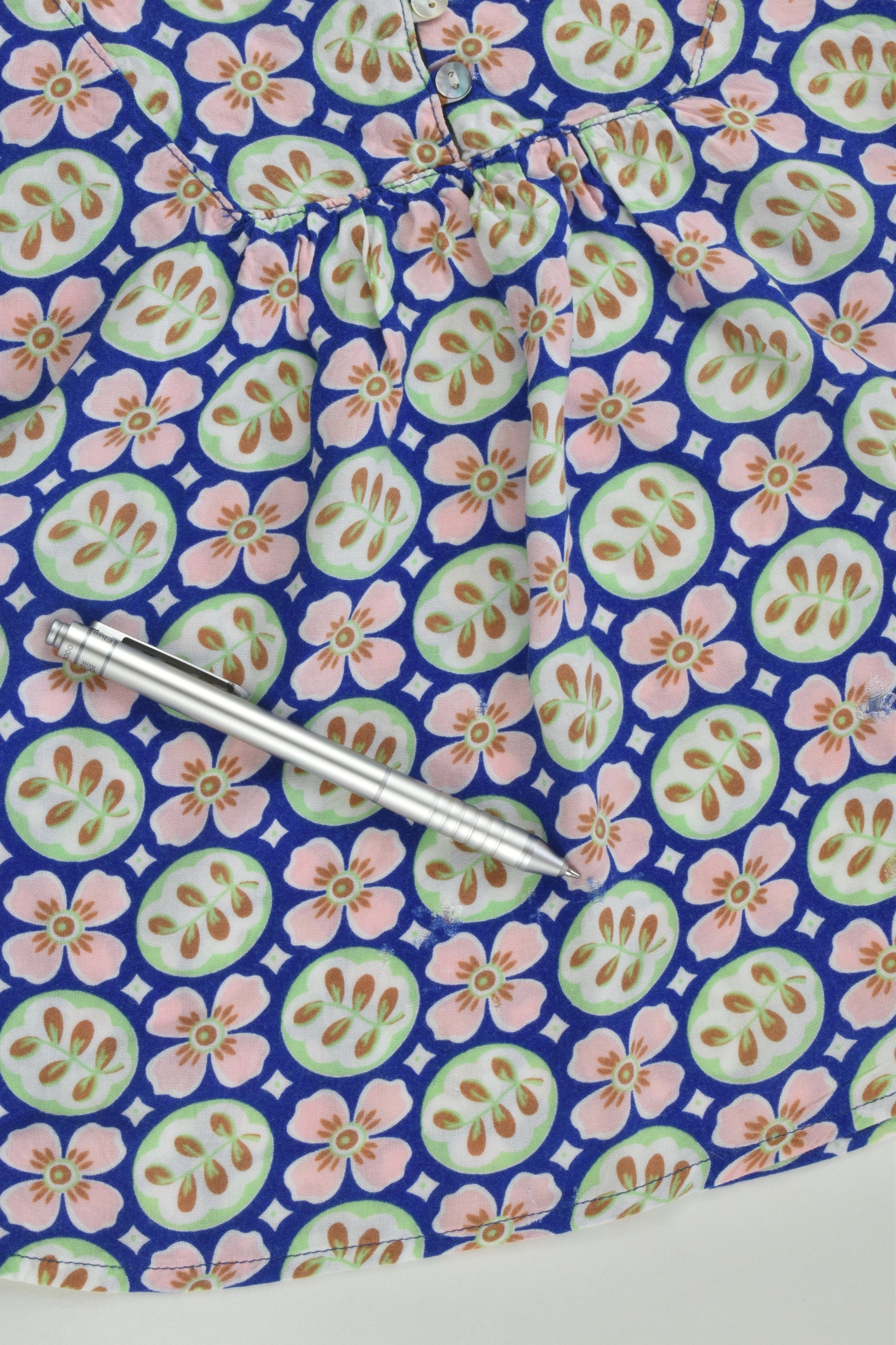 Seed Size 2-3 Flowers and Leaves Blouse