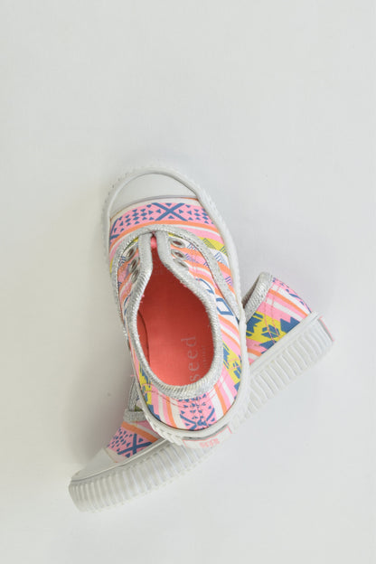 Seed Size 23 Canvas Shoes