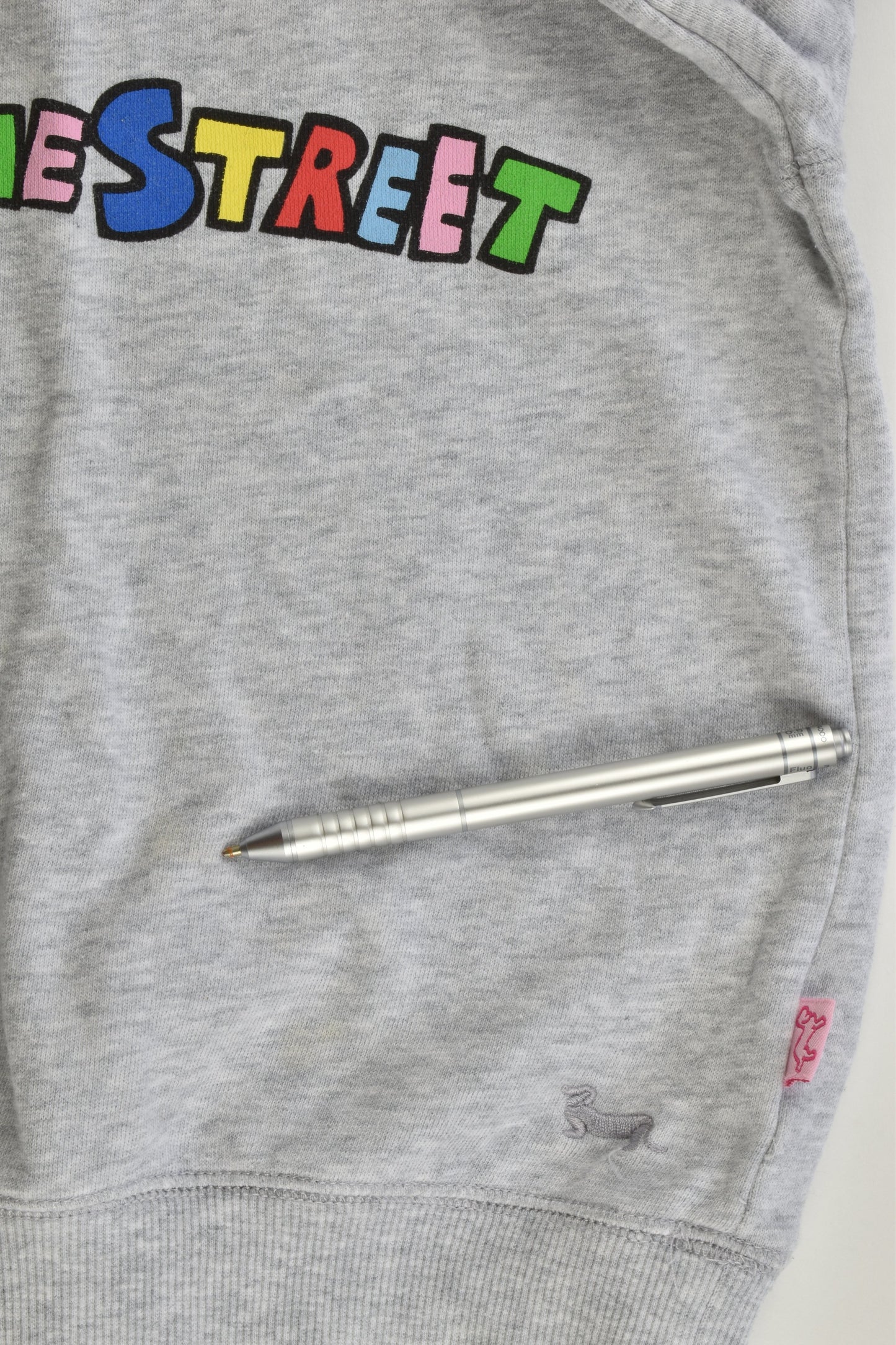 Sesame Street by Peter Alexander Size 8 (Small sizing) Sweater