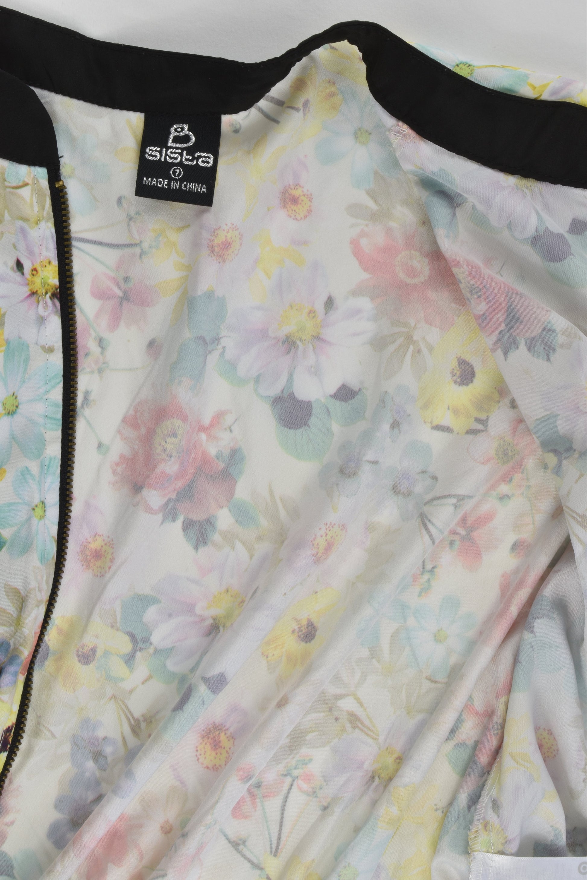 Sista Size 7 Lightweight Floral Jacket