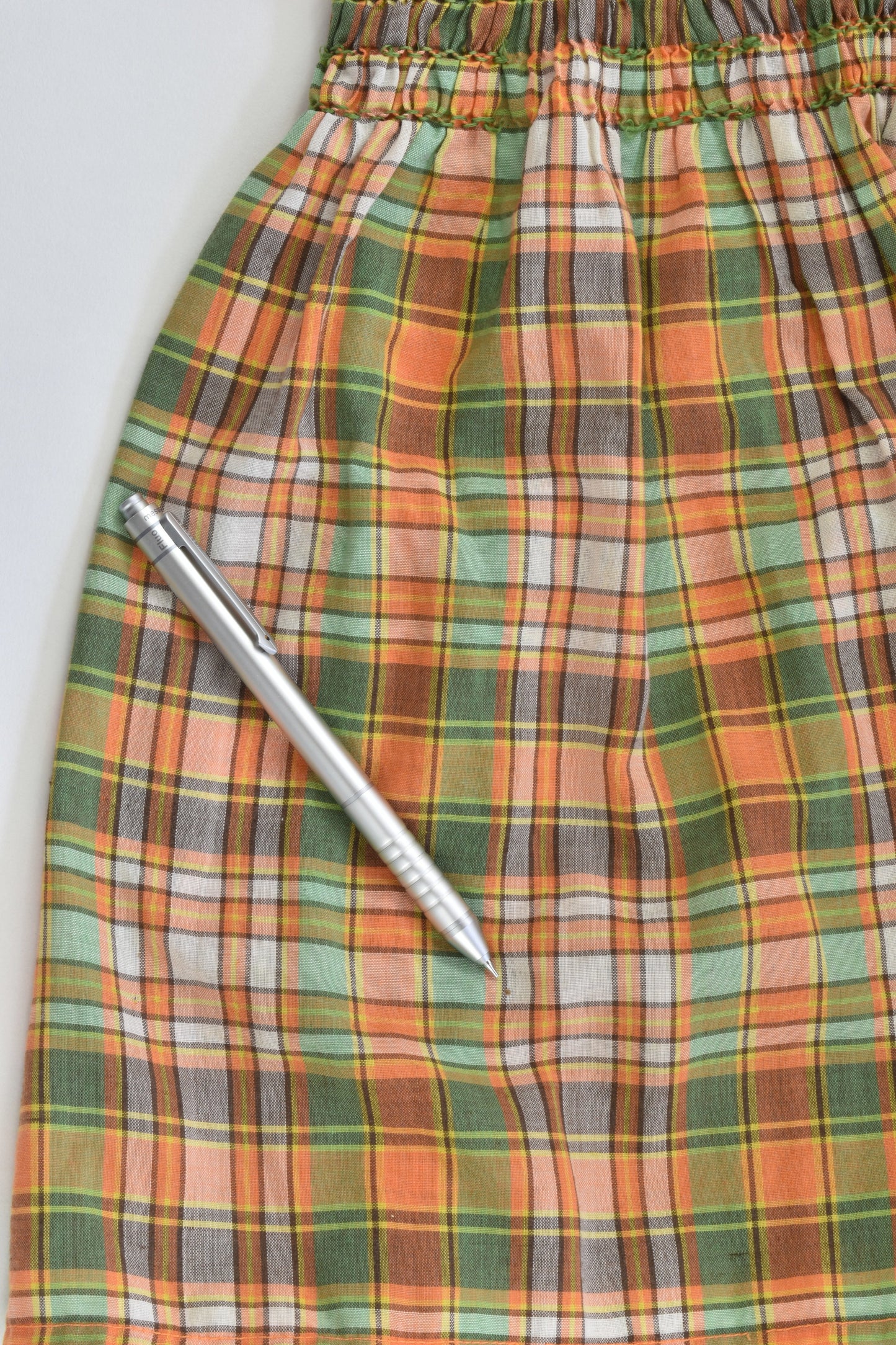Size approx 2-3 Vintage Checked Smocked Dress