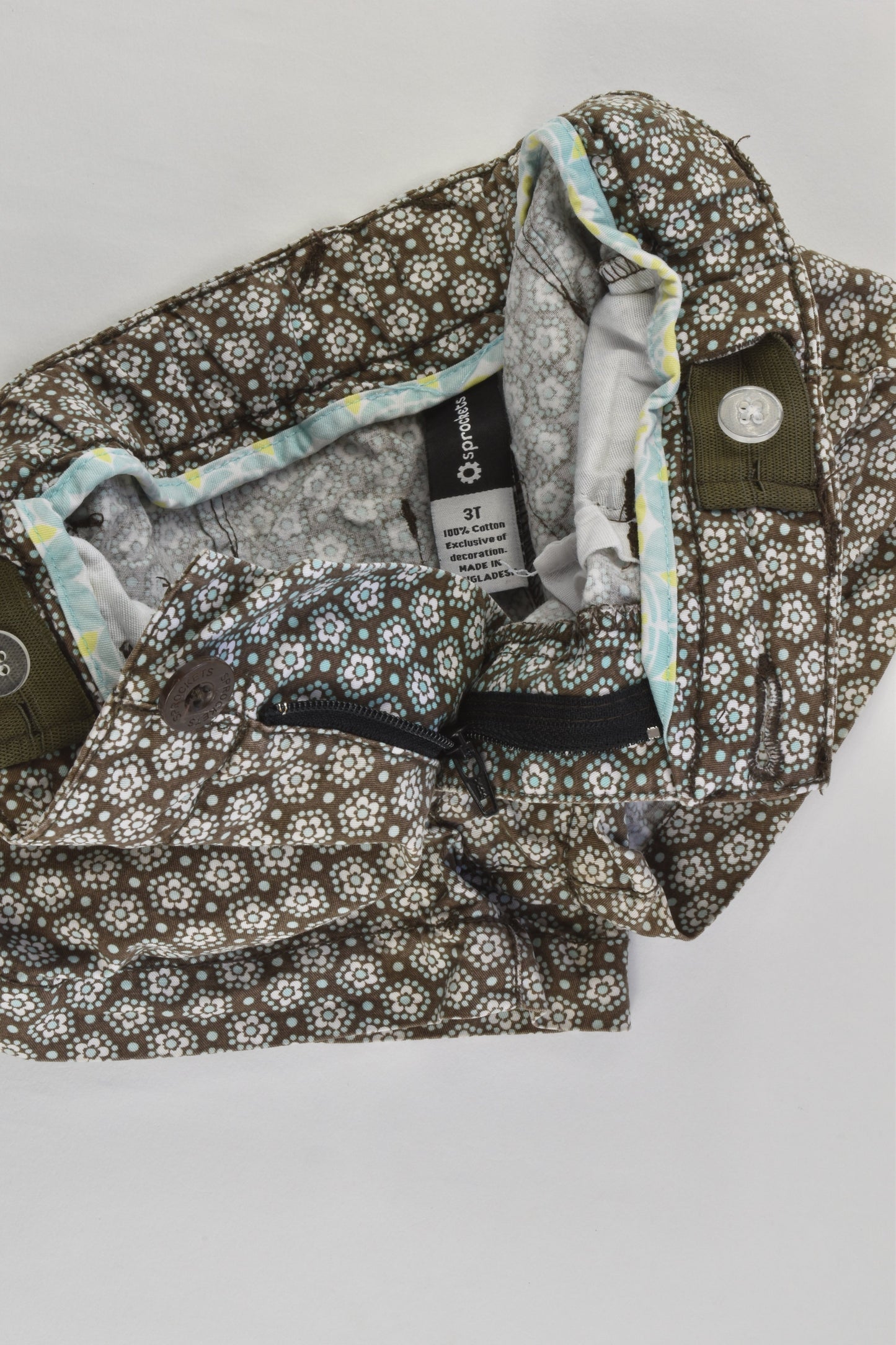 Sprockets Size 3 Retro Flowers Shorts
