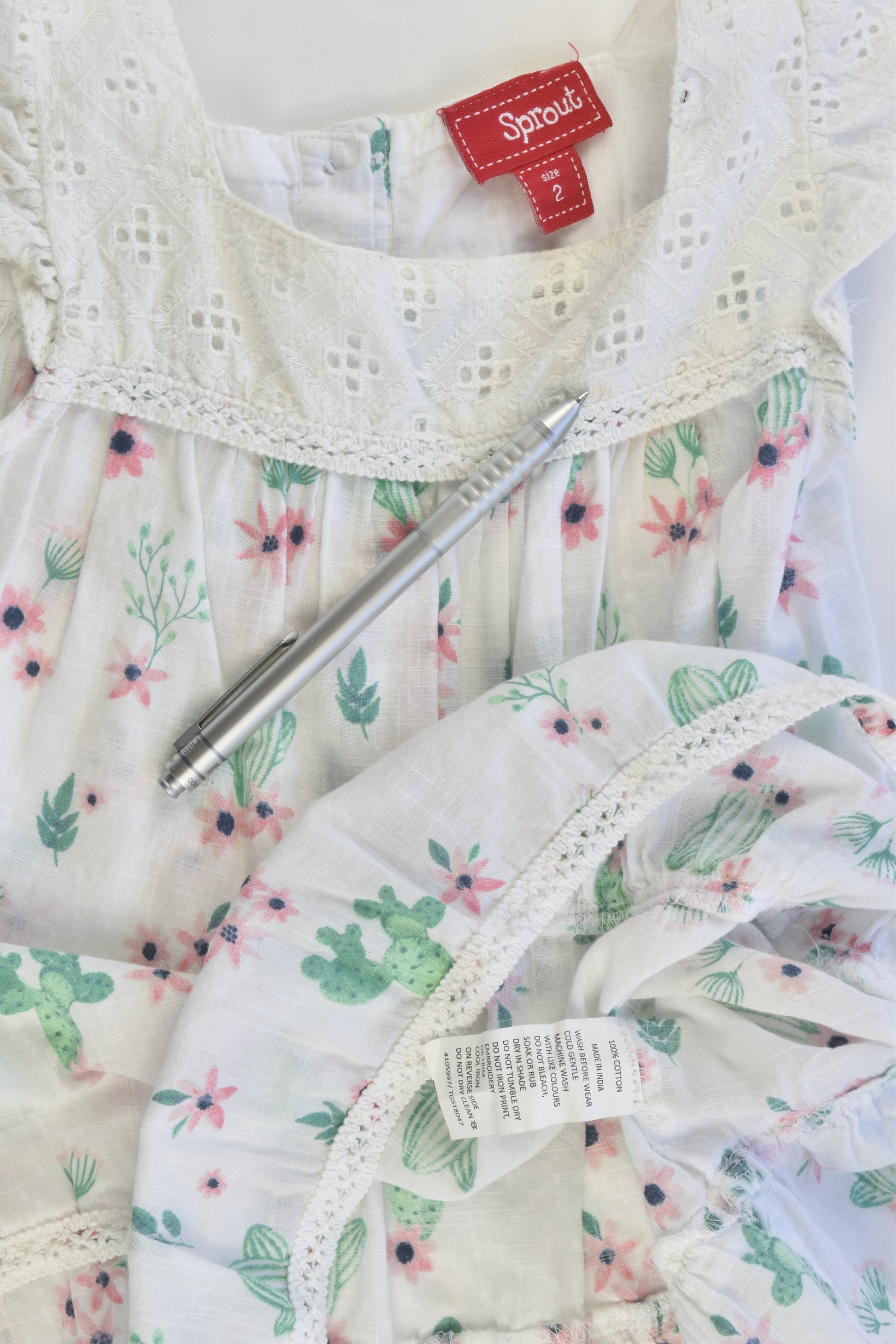 Sprout Size 2 Floral Dress with Lace Details