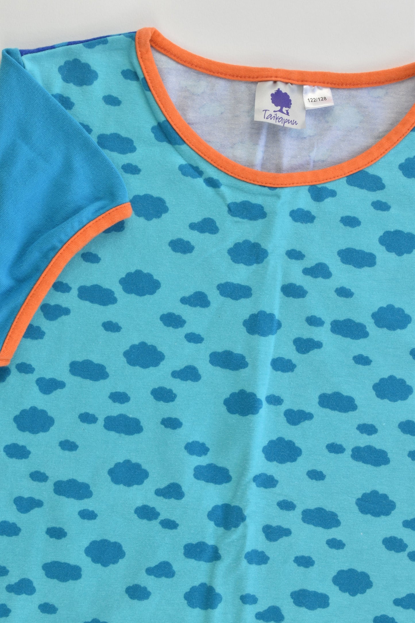 Taikapuu (Finland) Size 122/128 cm (7-8) Clouds T-shirt