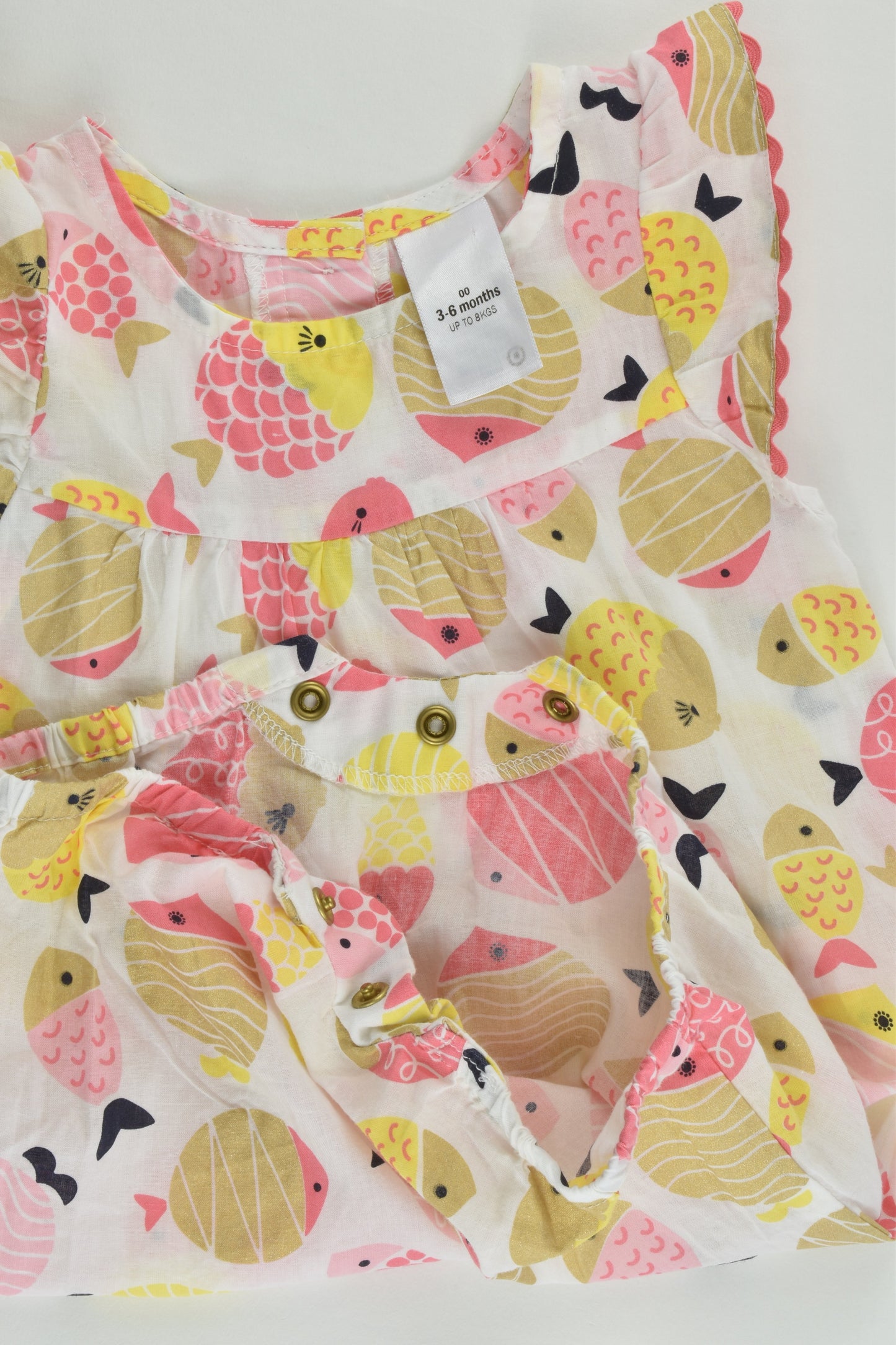 Target Size 00 (3-6 months) Fish Summer Romper