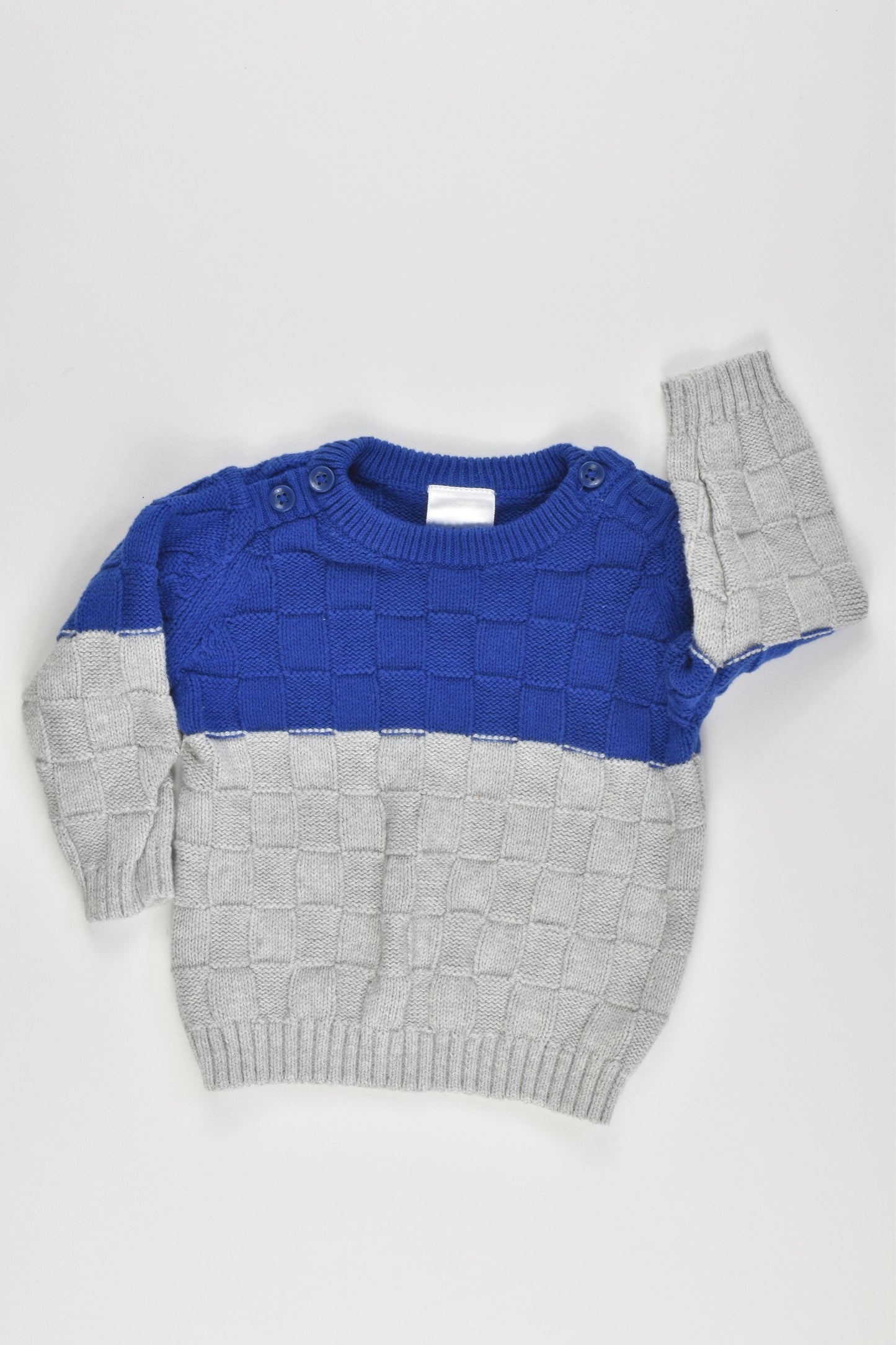 Target Size 000 (0-3 months) Knitted sweater