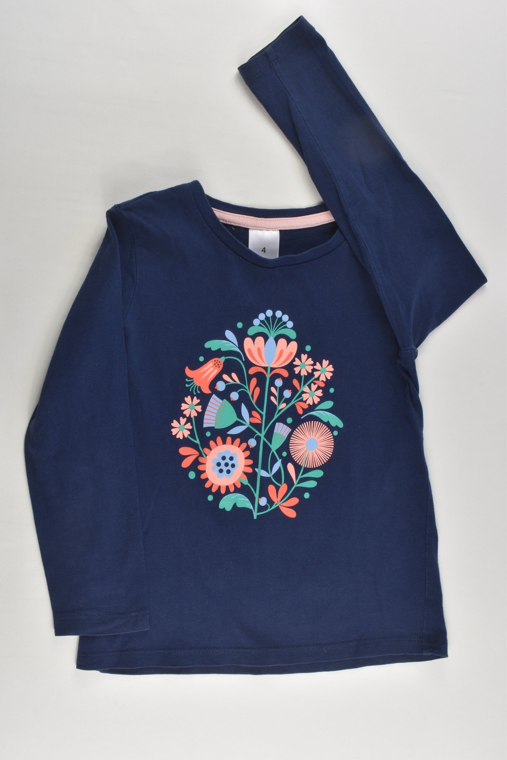Target Size 4 Floral Top