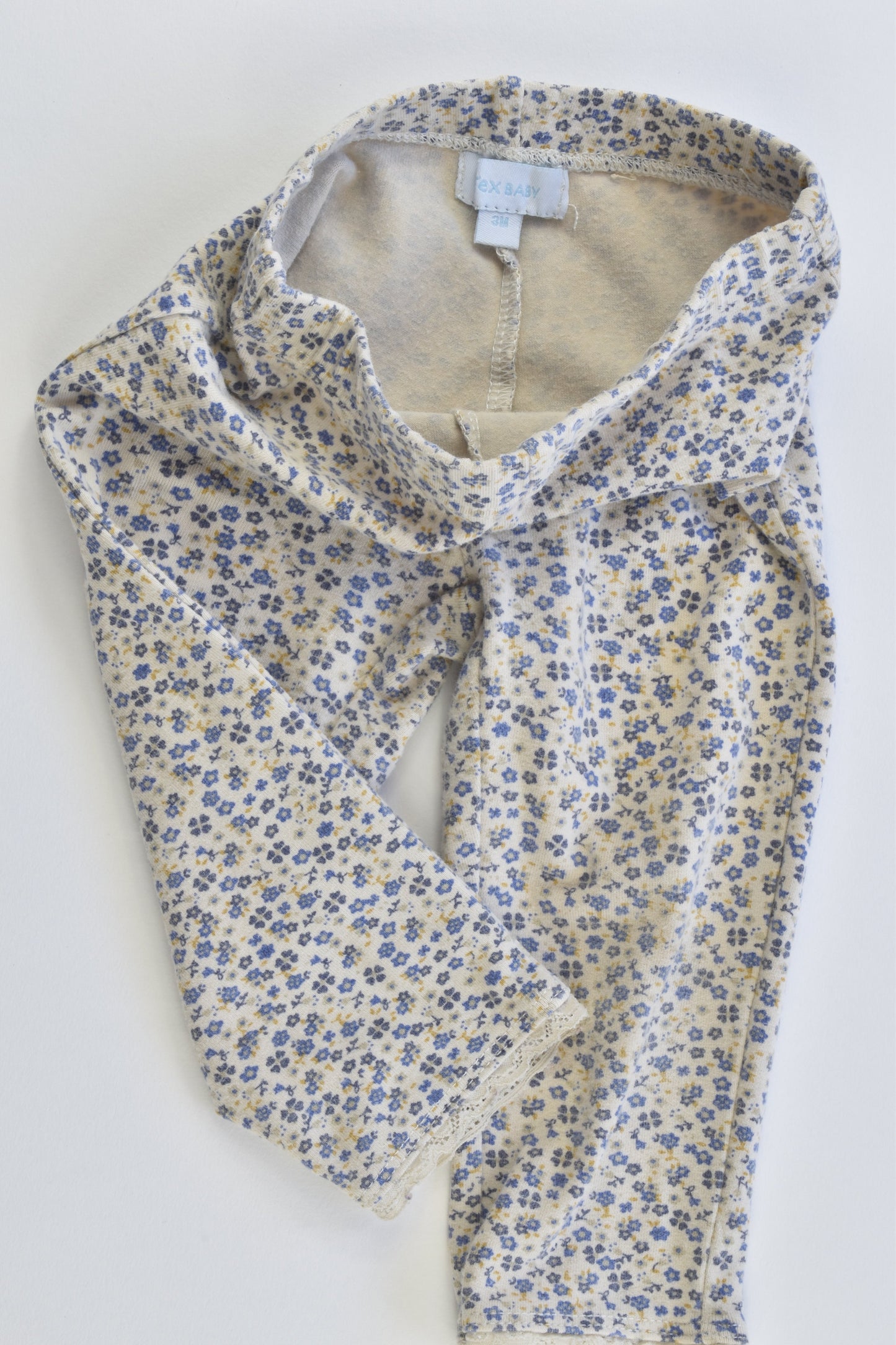 Tex Baby (Spain) Size 000-00 (3 months) Floral Leggings