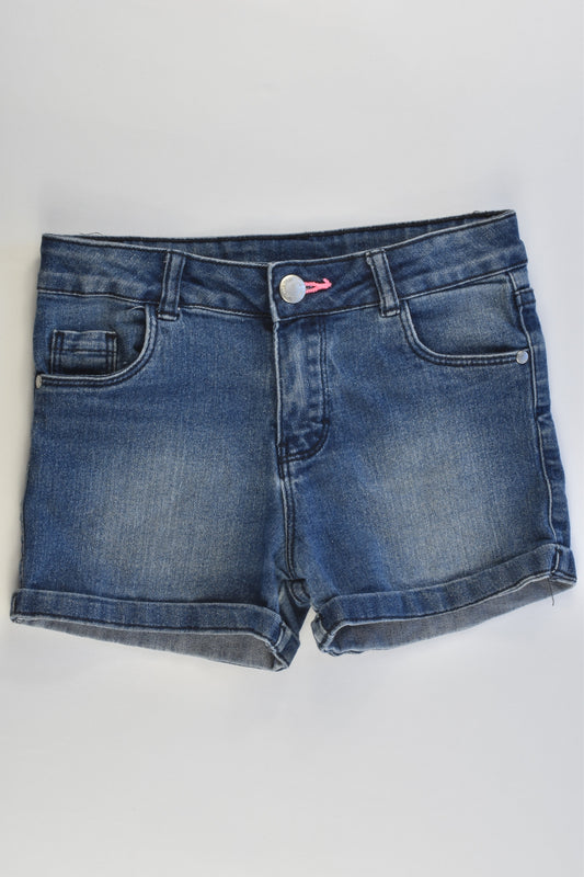 The 1964 Denim Company Size 6 Stretchy Denim Shorts