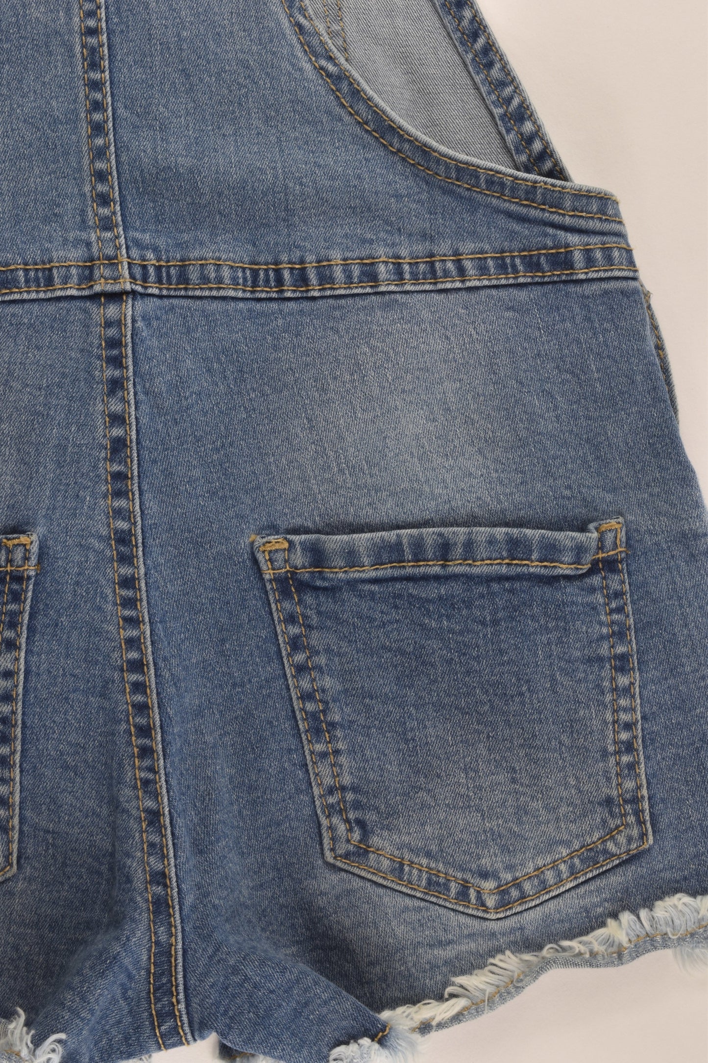 The 1964 Denim Company Size 8 Short Stretchy Denim Overalls