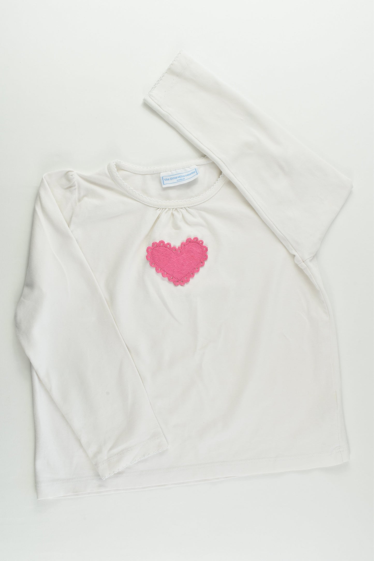 The Little White Company (London) Size 5-6 Love Heart Top