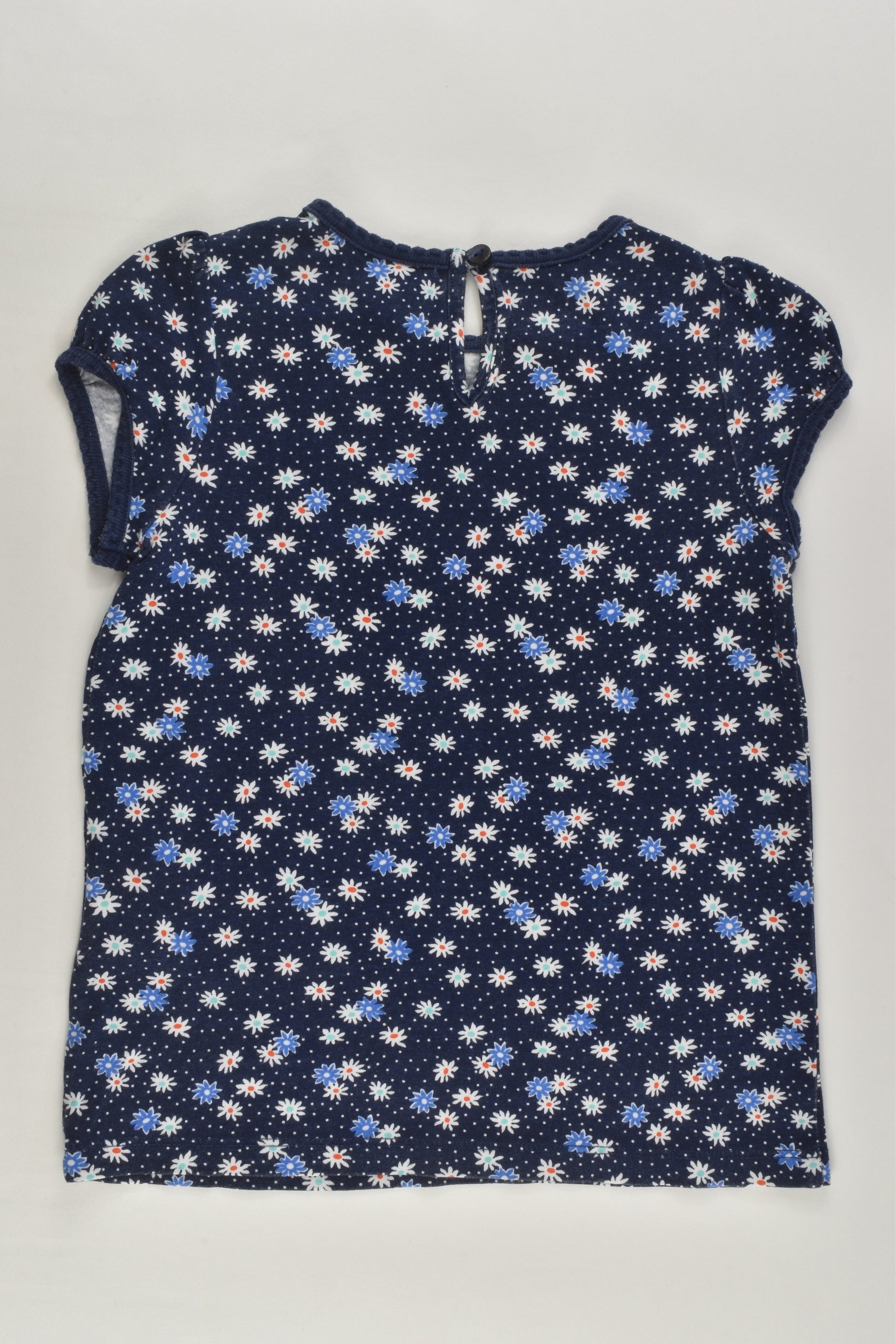 Tommy Hilfiger Size 4 Floral T-shirt