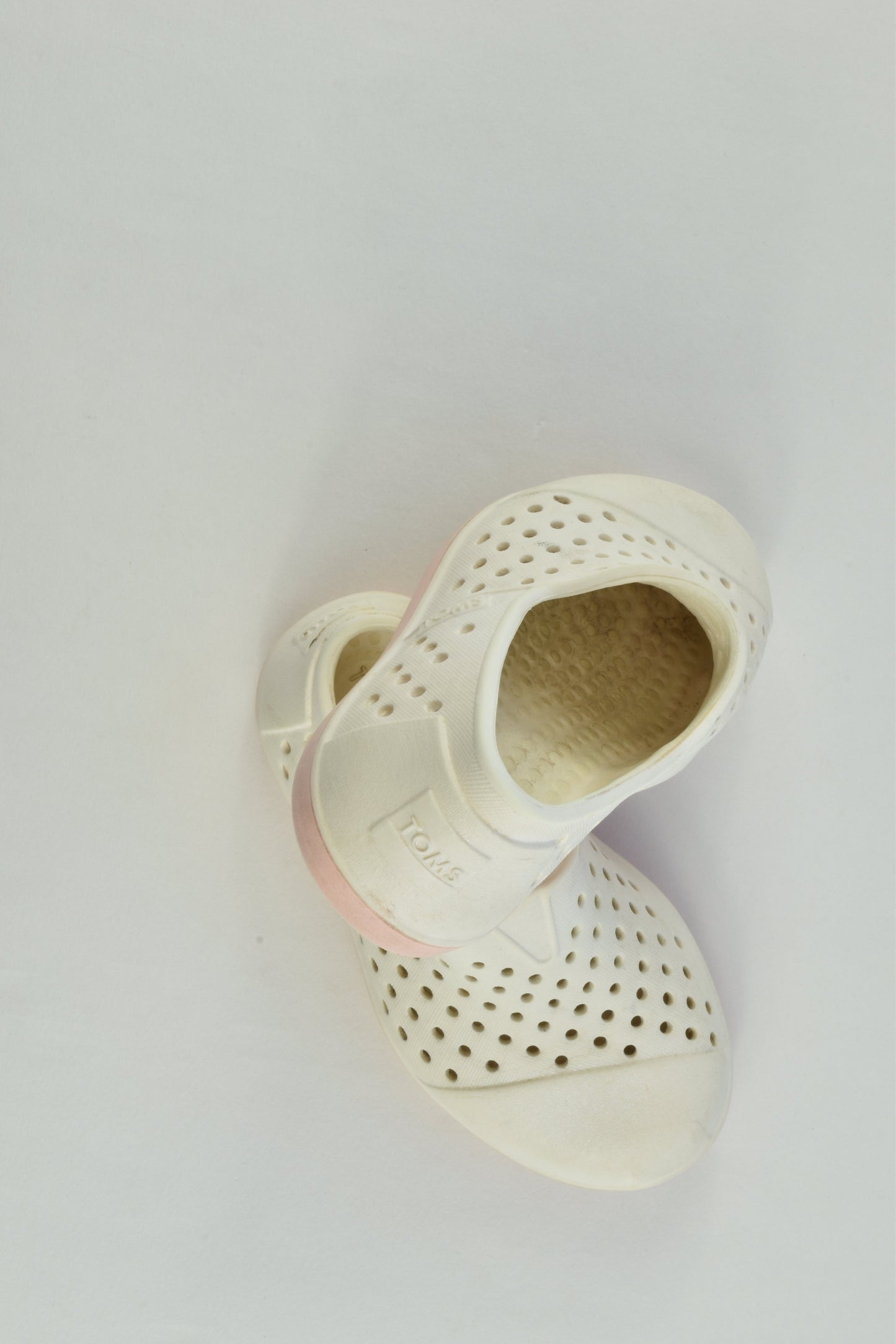 Toms Size 6 Shoes