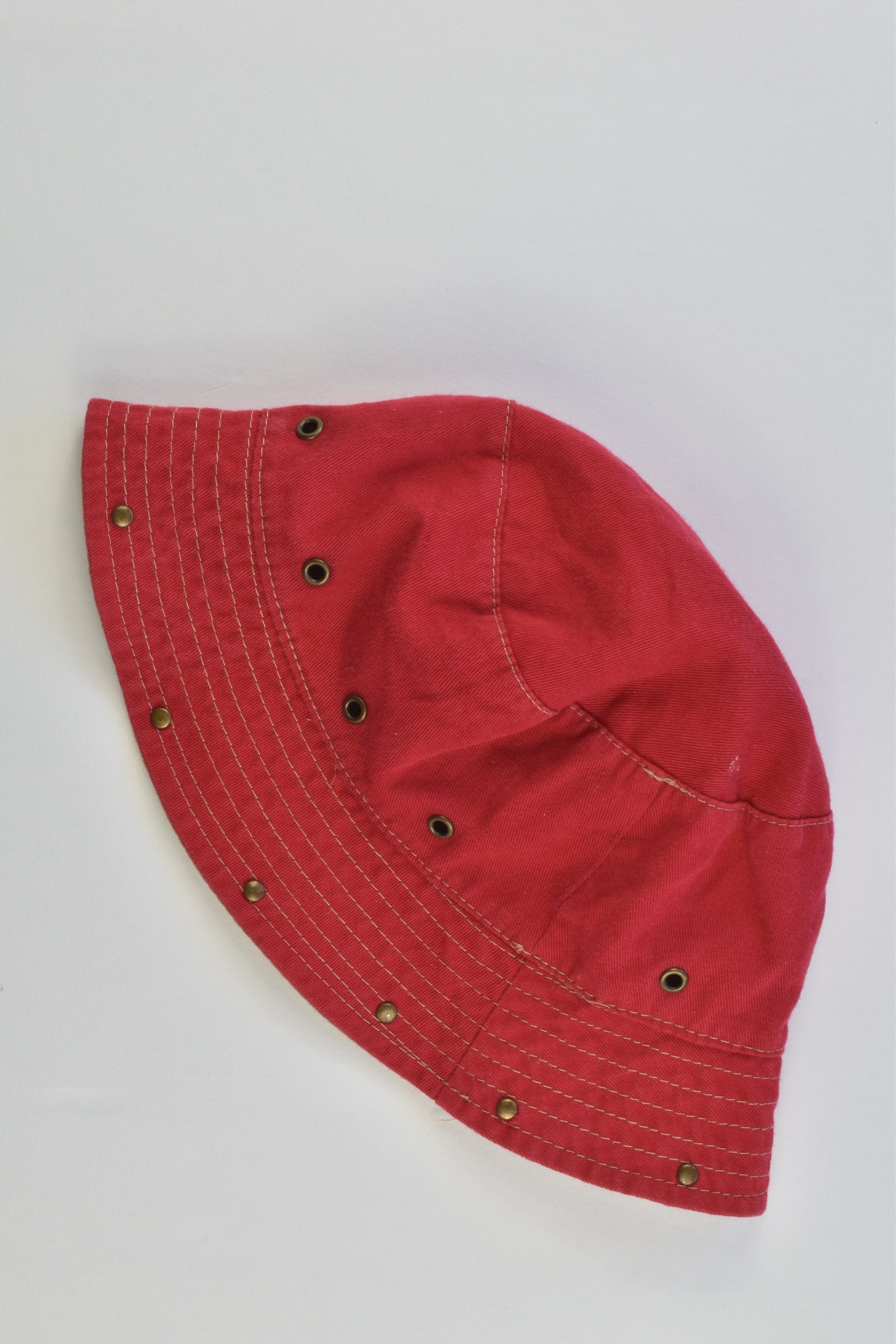 Toshi Size approx 2-4 Hat